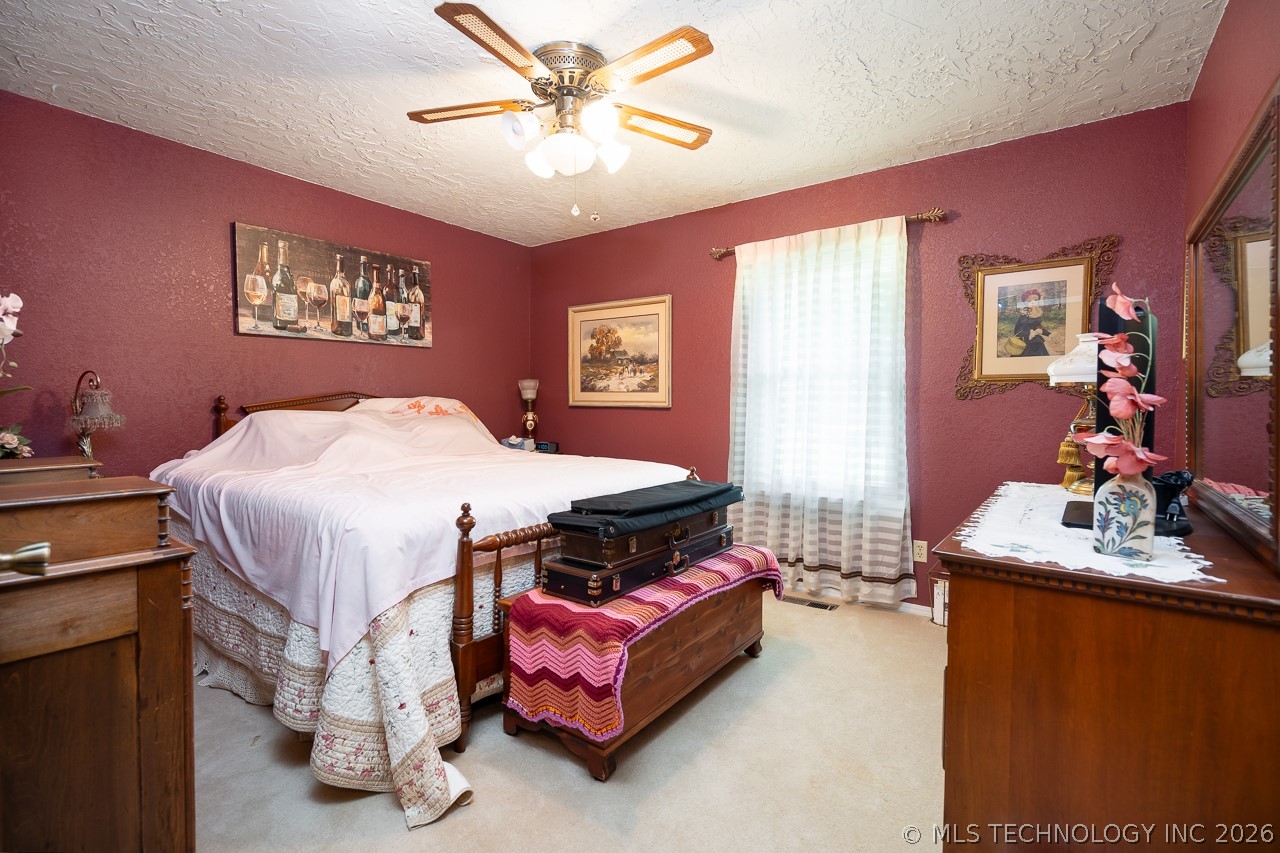 5911 E 100th Place Tulsa OK 74137