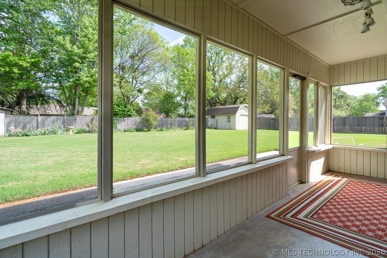 5911 E 100th Place Tulsa OK 74137