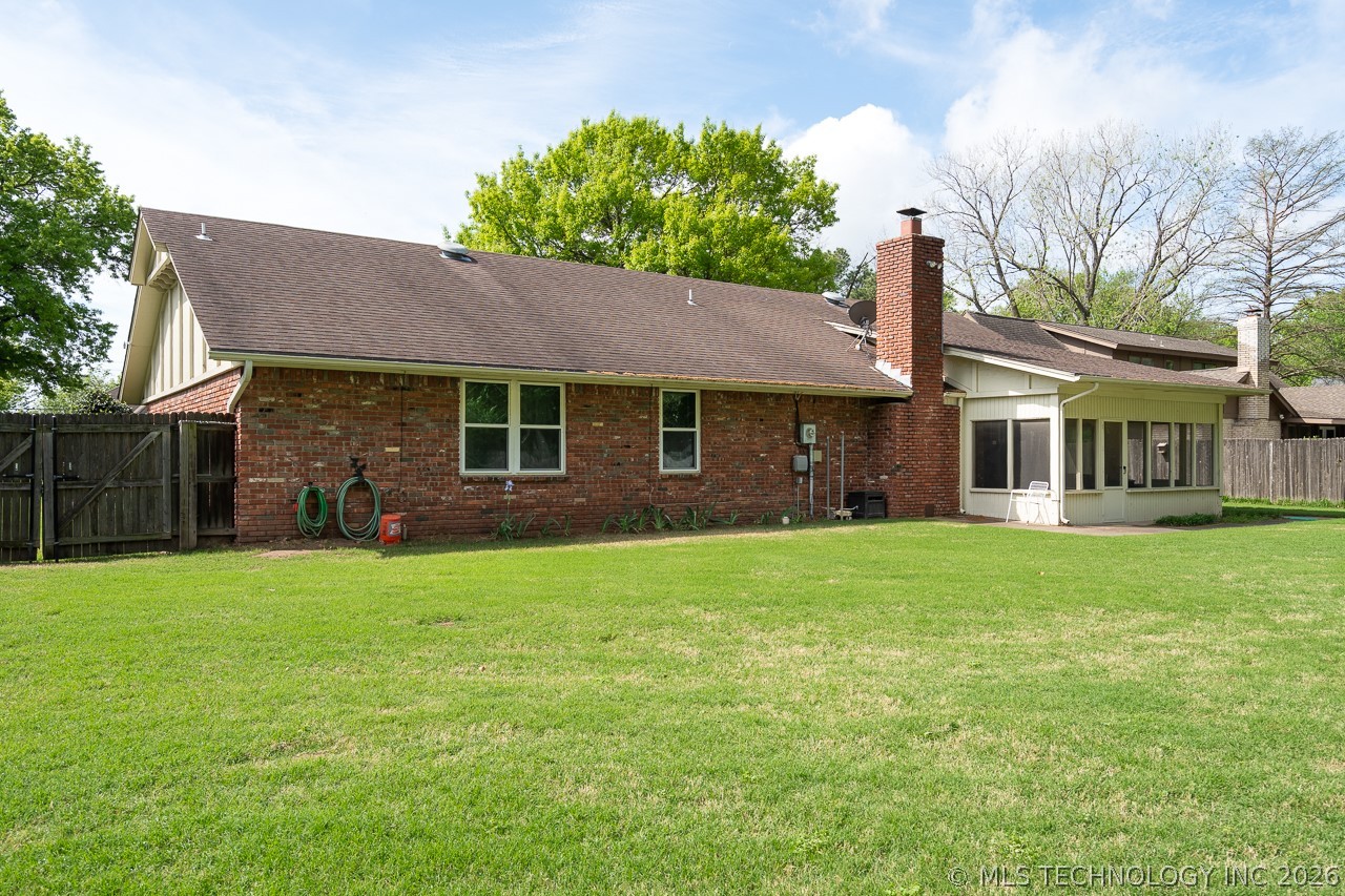 5911 E 100th Place Tulsa OK 74137