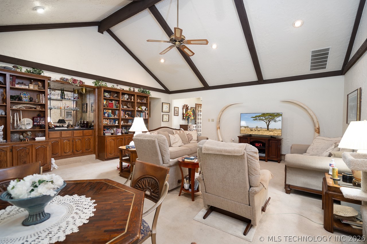 5911 E 100th Place Tulsa OK 74137