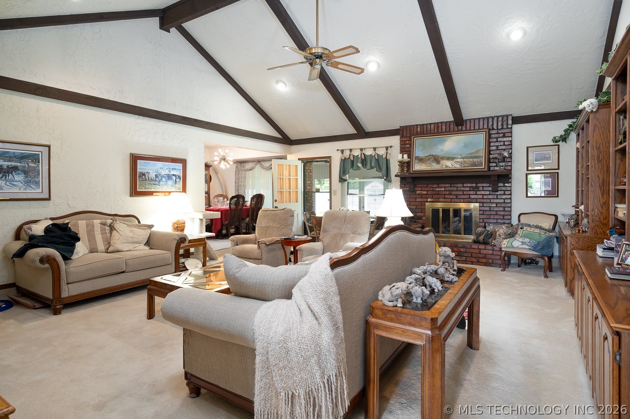 5911 E 100th Place Tulsa OK 74137