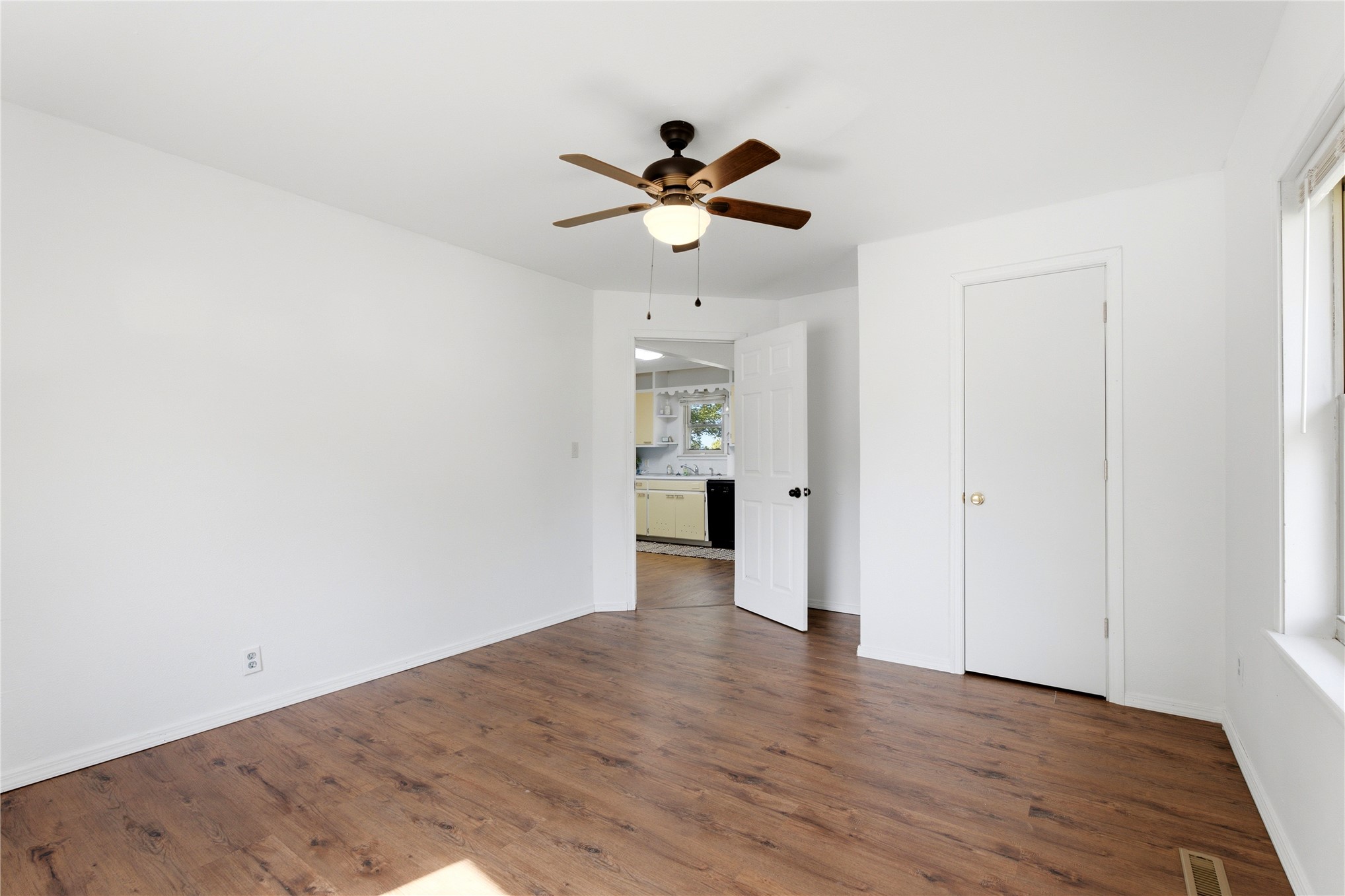 303 S Gray Place Chouteau OK 74337