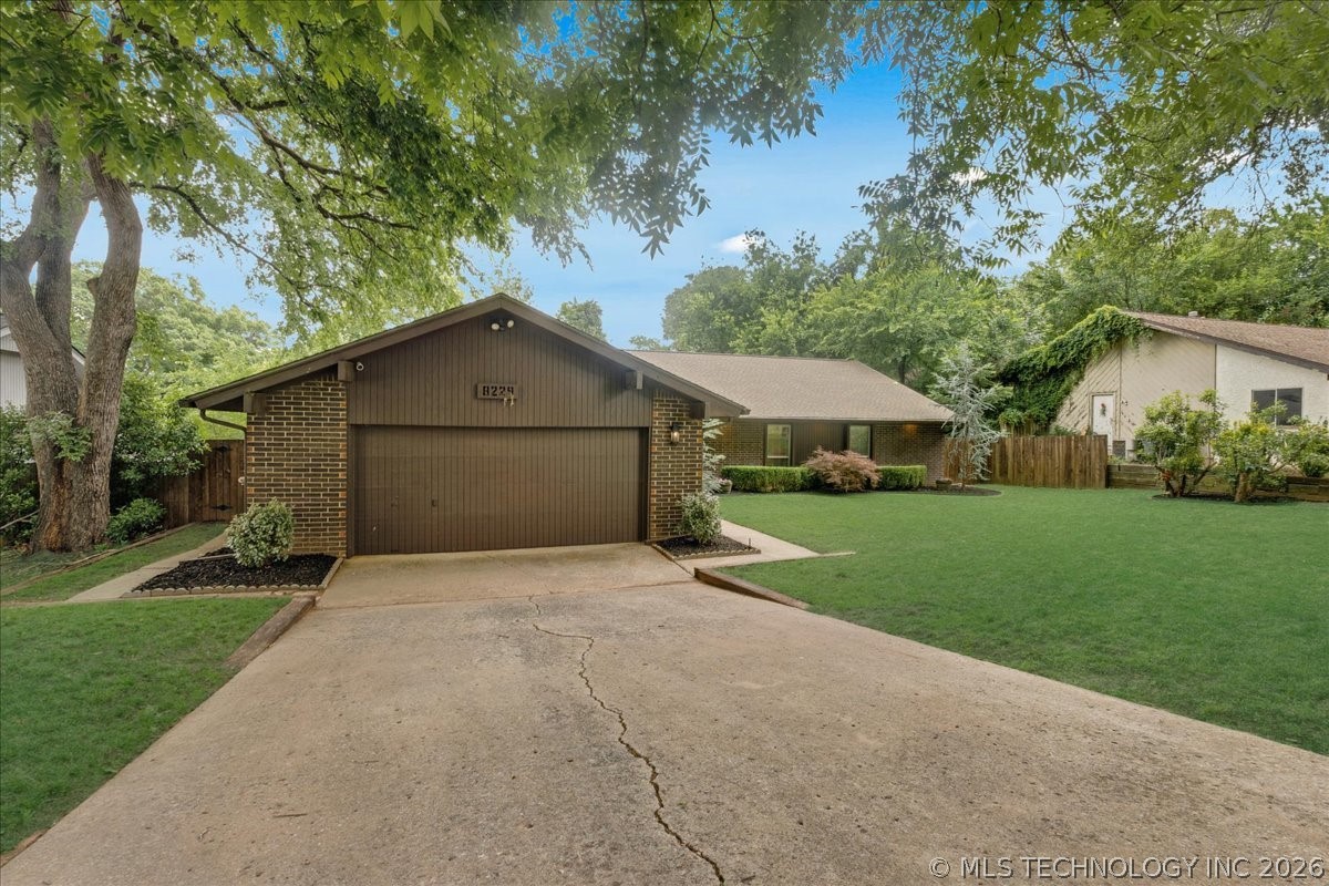 8229 S College Avenue Tulsa OK 74137