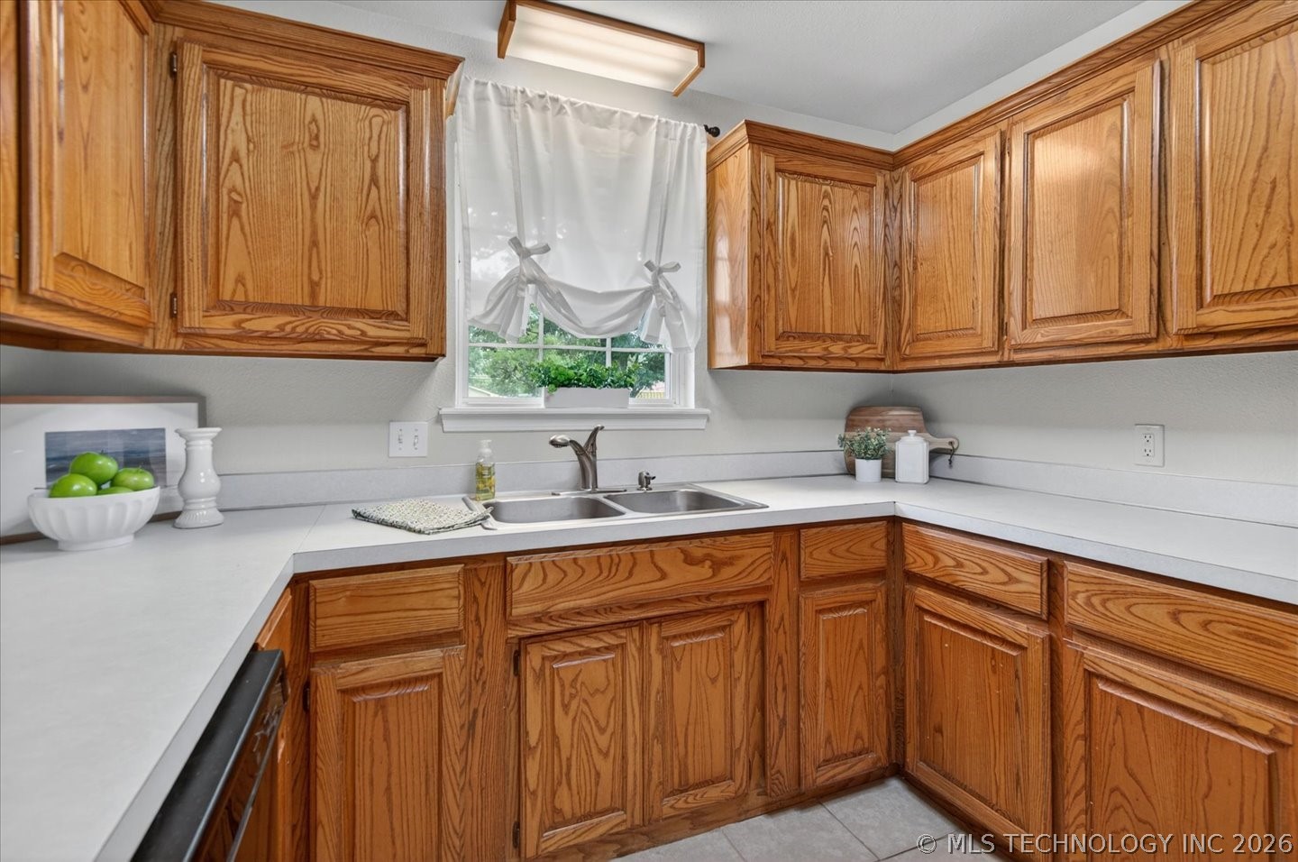 1418 N Creek Street Dewey OK 74029