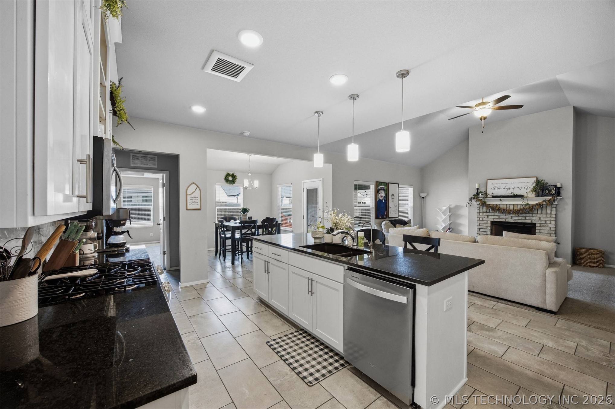 7403 E 87th Street N Owasso OK 74055
