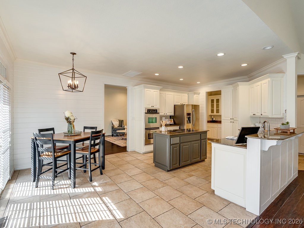 1505 Augusta Ada OK 74820