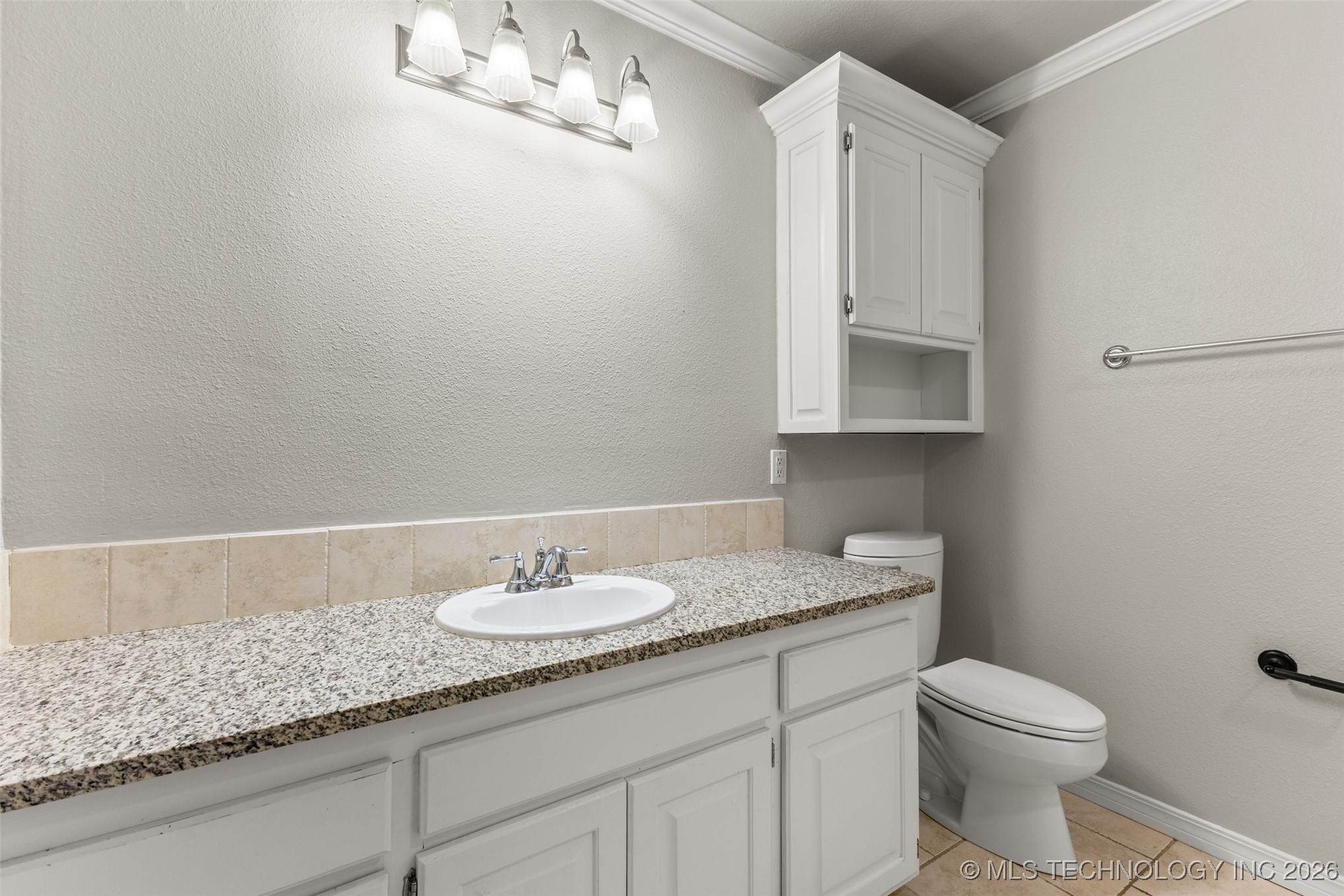 1505 Augusta Ada OK 74820