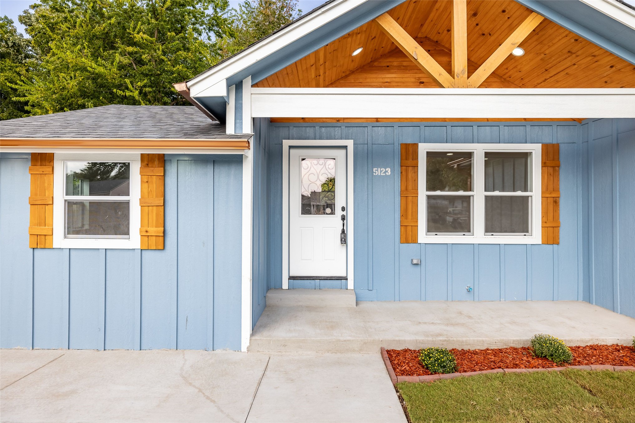 5123 E Easton Street Tulsa OK 74115