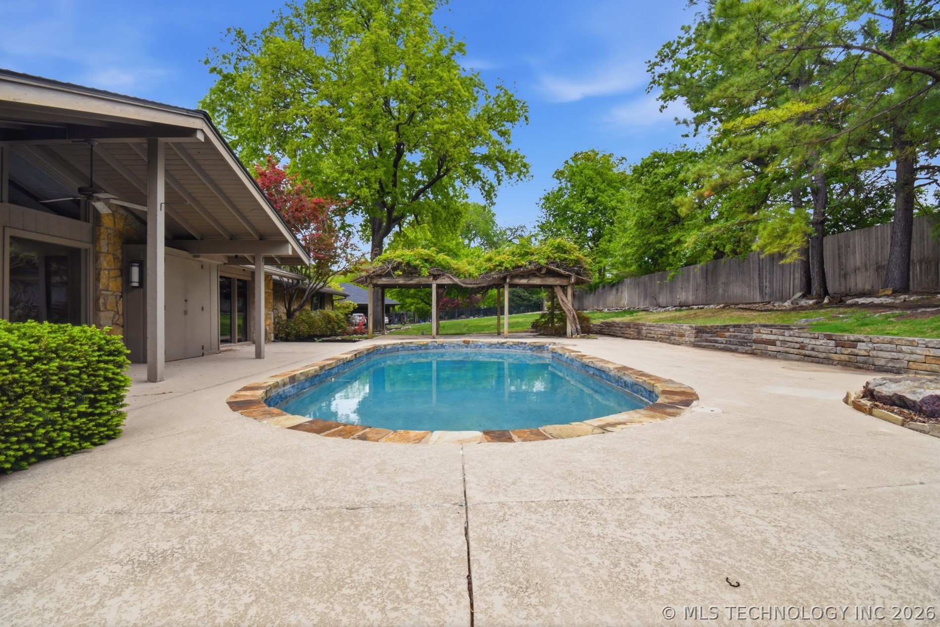 2499 E 49th Street Tulsa OK 74105