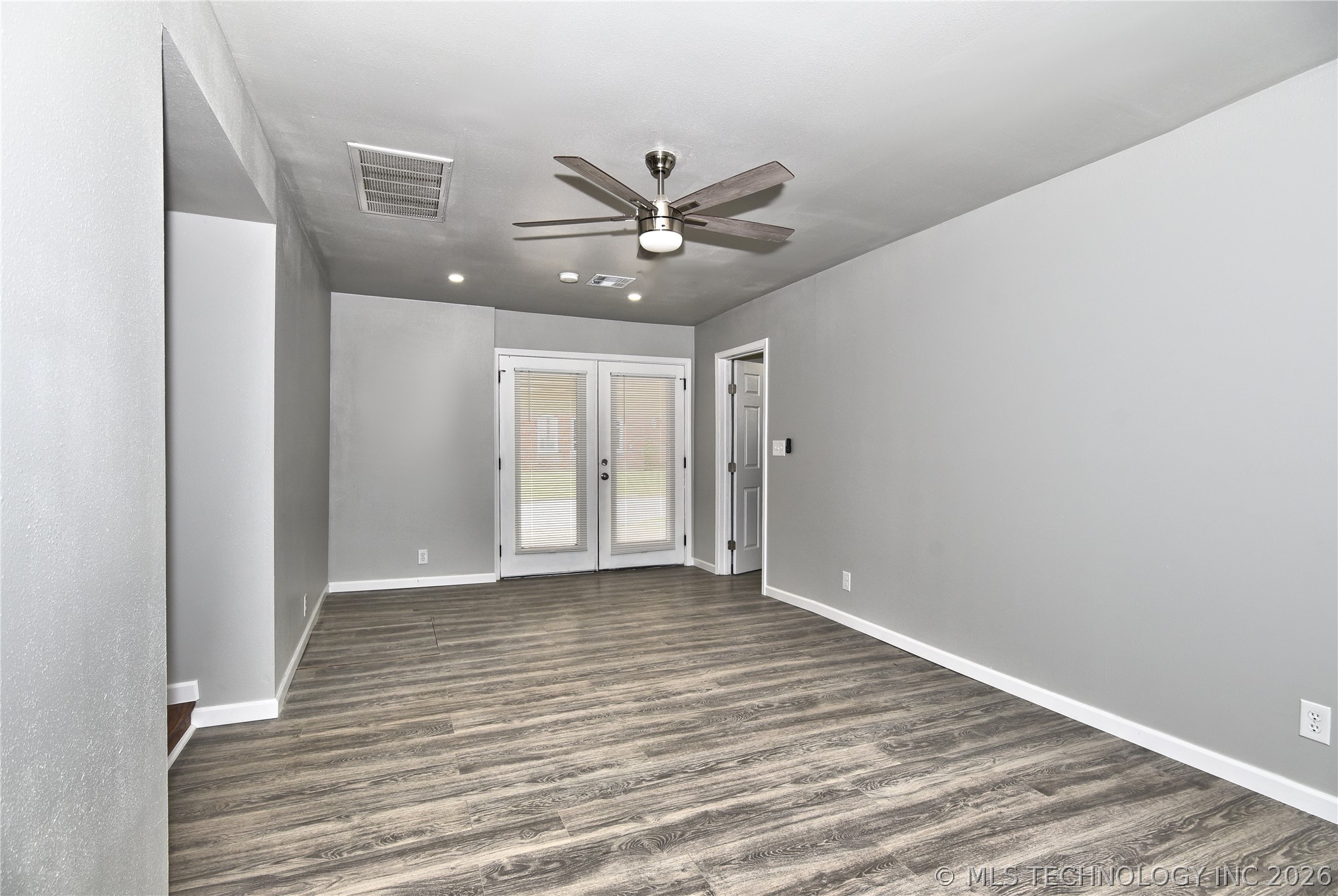 2104 N Boston Place Tulsa OK 74106
