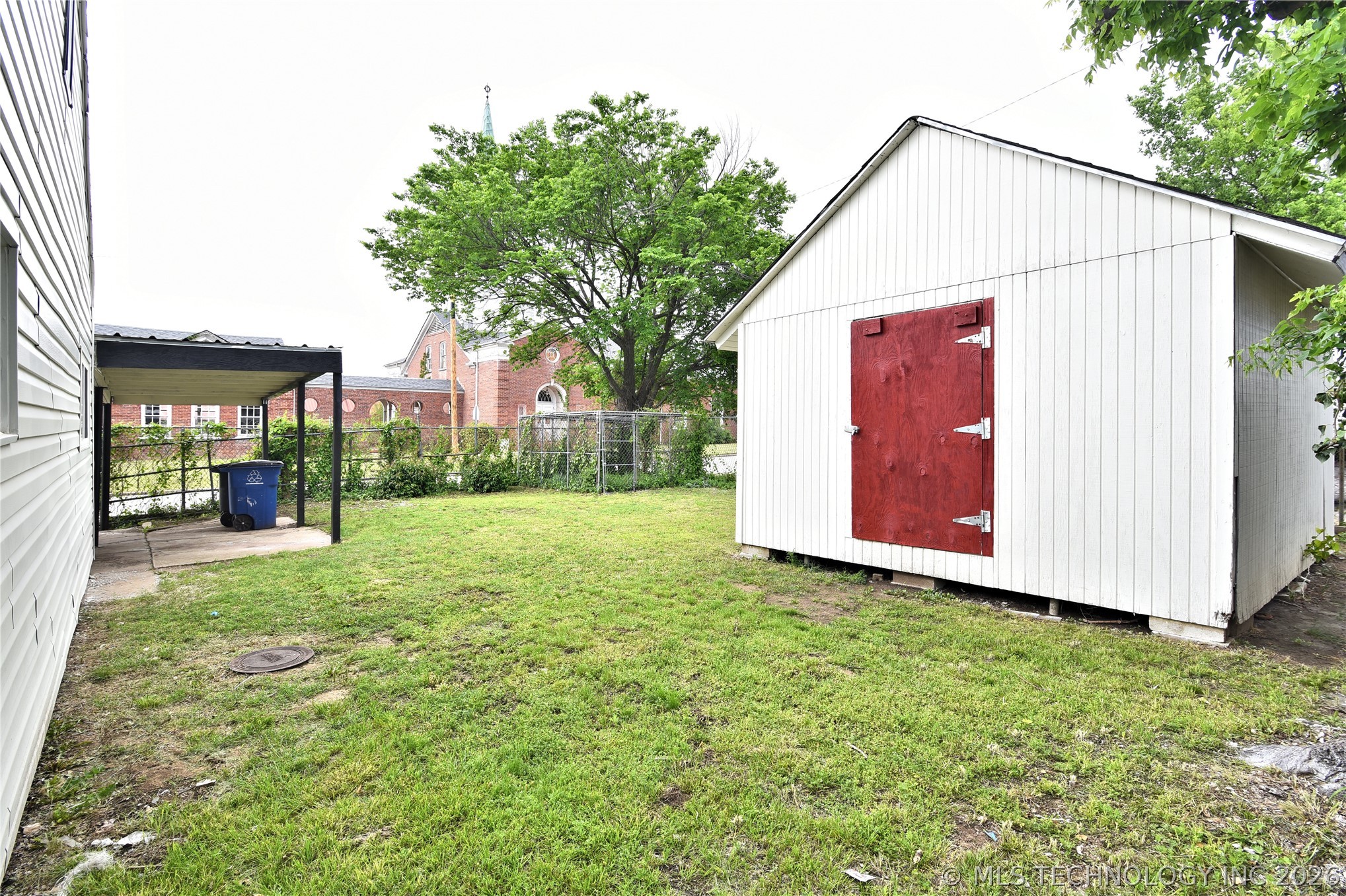 2104 N Boston Place Tulsa OK 74106
