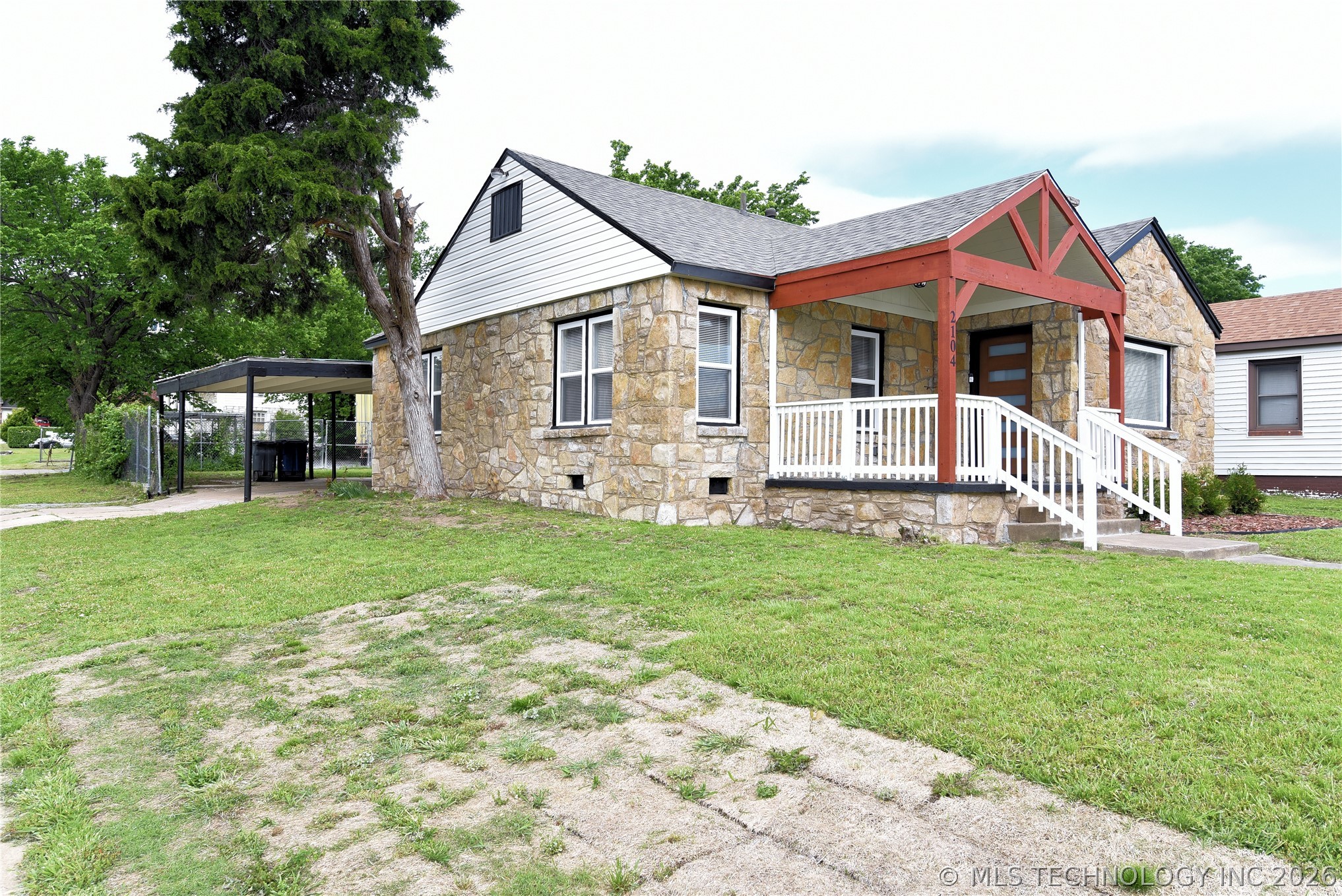 2104 N Boston Place Tulsa OK 74106