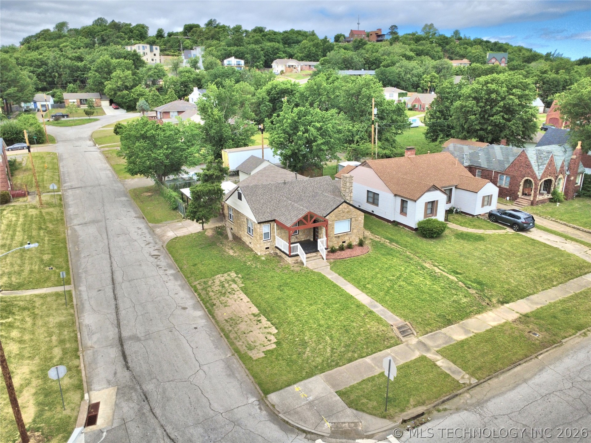 2104 N Boston Place Tulsa OK 74106