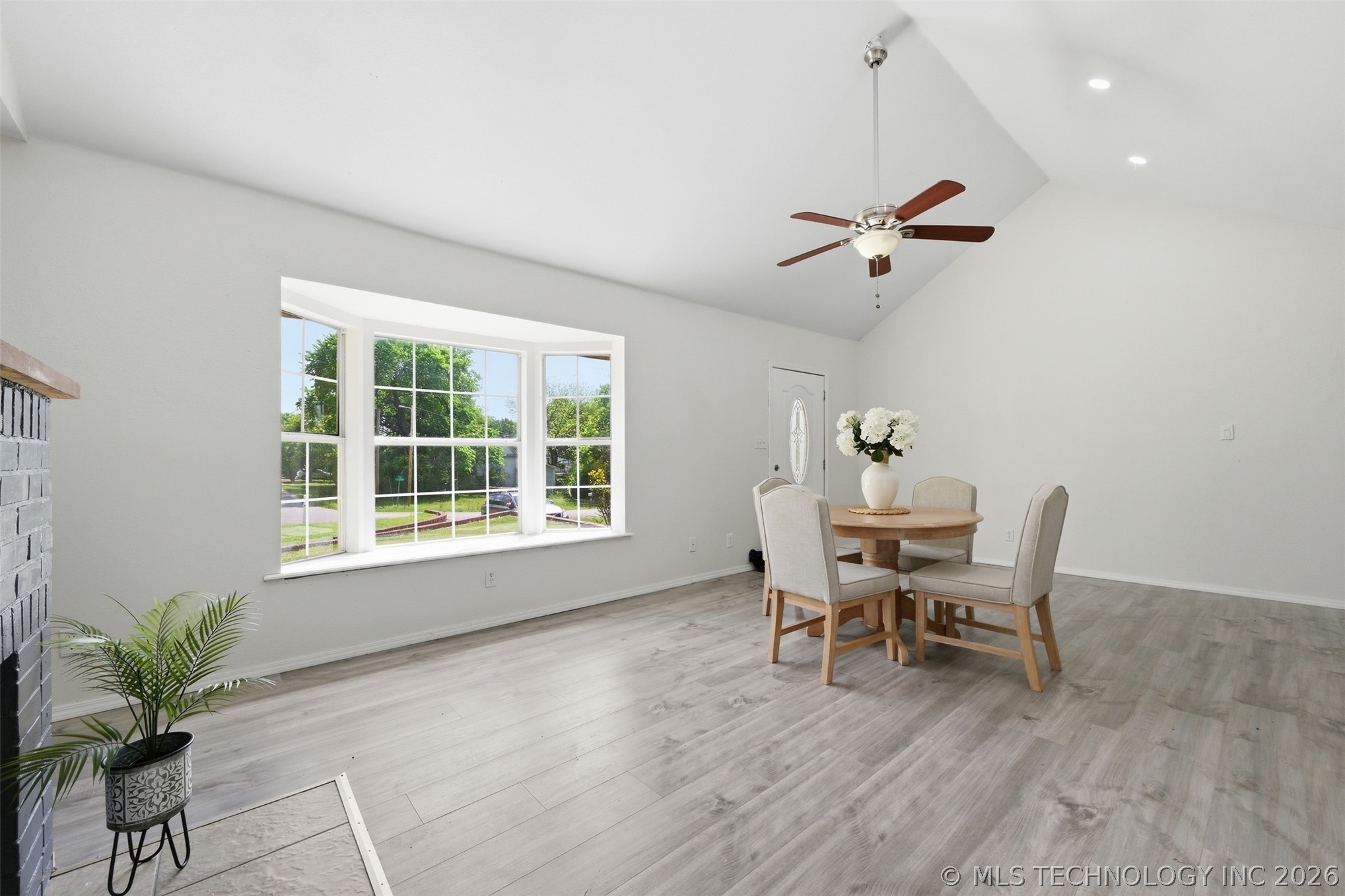 614 E Broadway Sulphur OK 73086