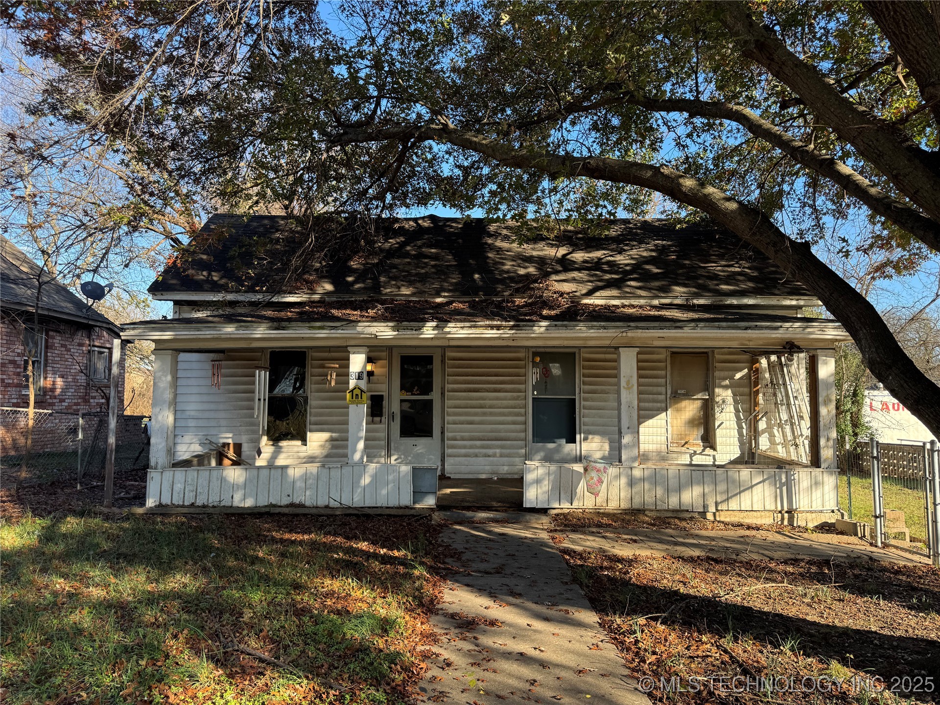 319 S Division Street Sapulpa OK 74066