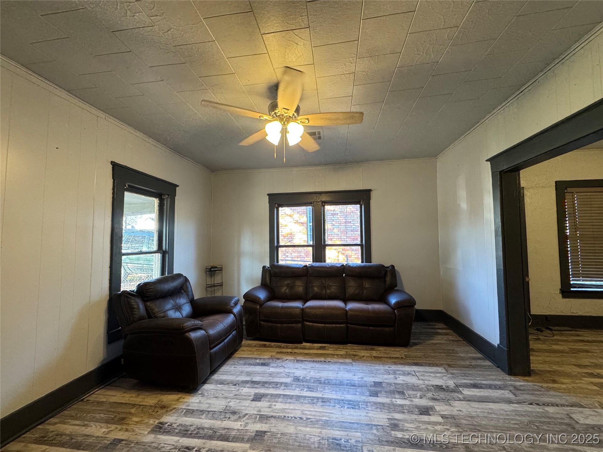 319 S Division Street Sapulpa OK 74066