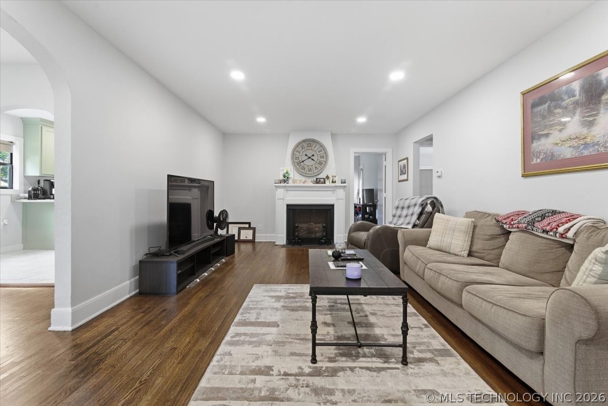 831 S Jamestown Avenue Tulsa OK 74112