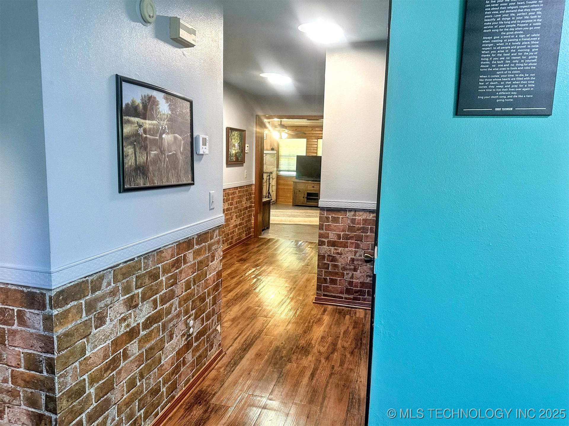 3293 W Southern Avenue Hulbert OK 74441
