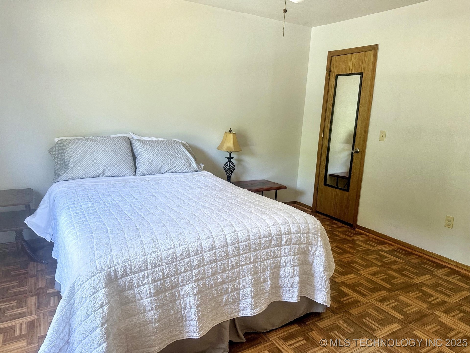 3293 W Southern Avenue Hulbert OK 74441