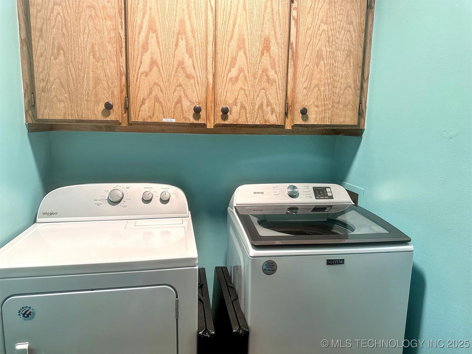 3293 W Southern Avenue Hulbert OK 74441
