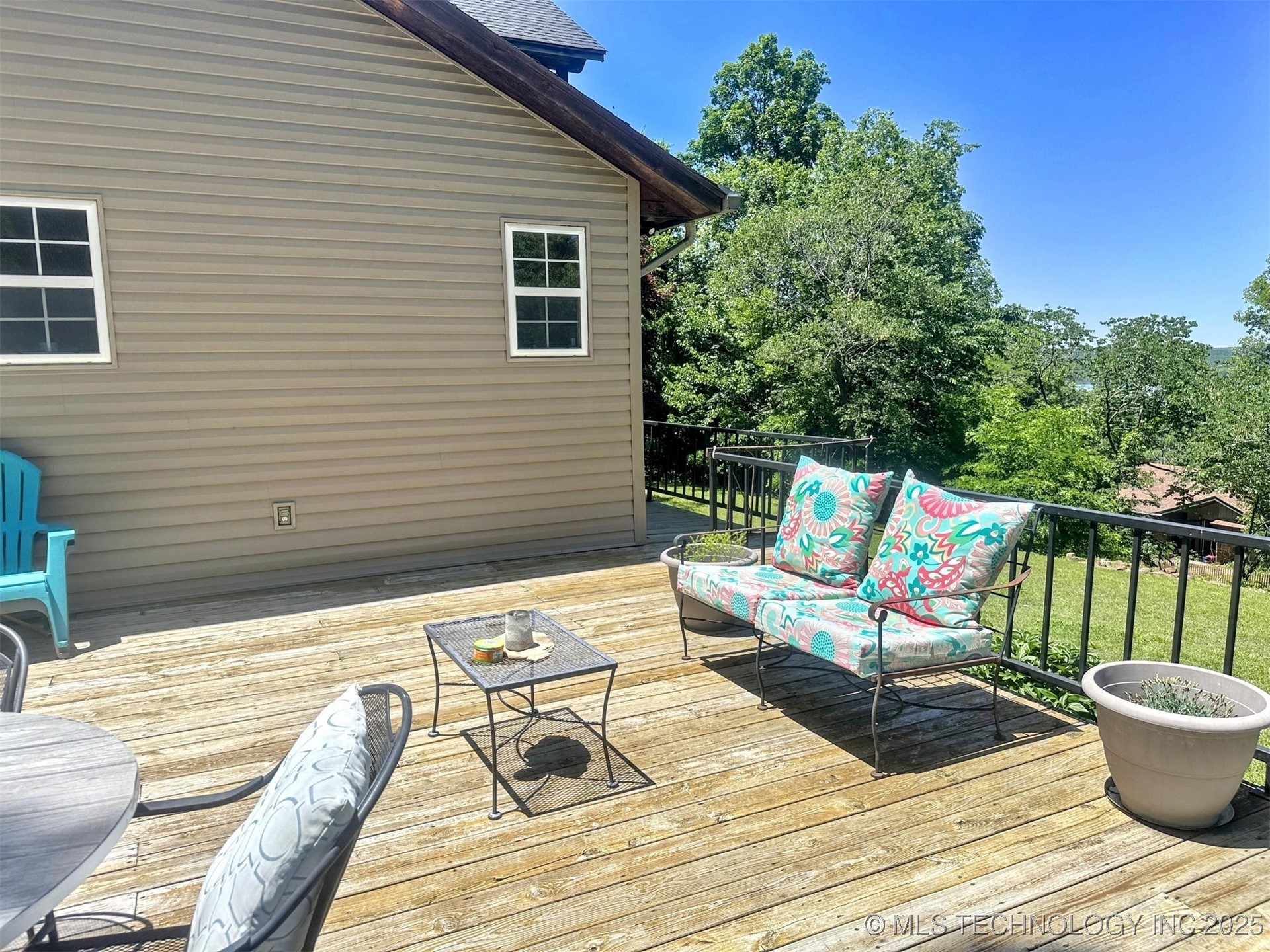 3293 W Southern Avenue Hulbert OK 74441