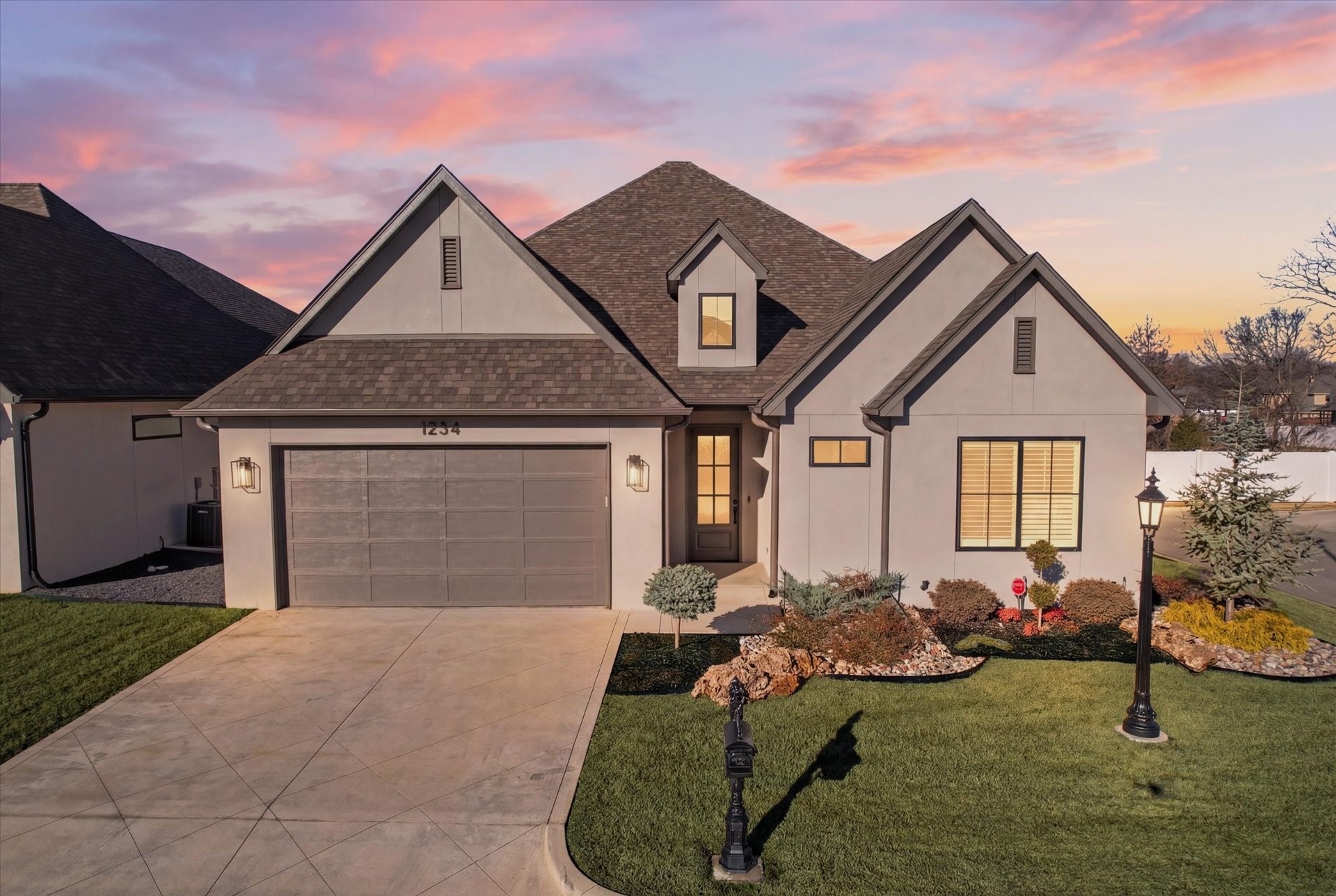 1234 N 71st Place Broken Arrow OK 74014