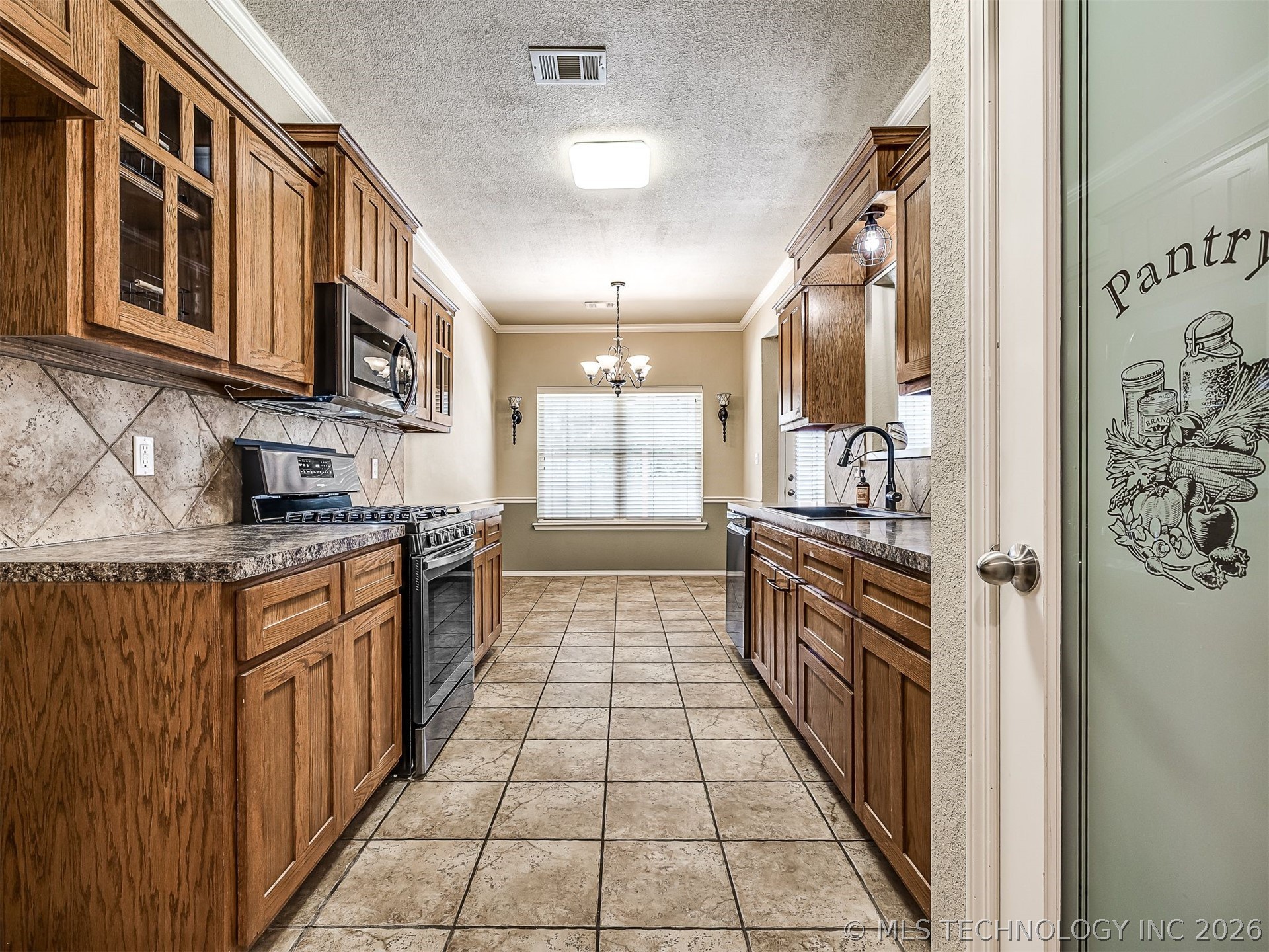 2112 S Javine Court Skiatook OK 74070