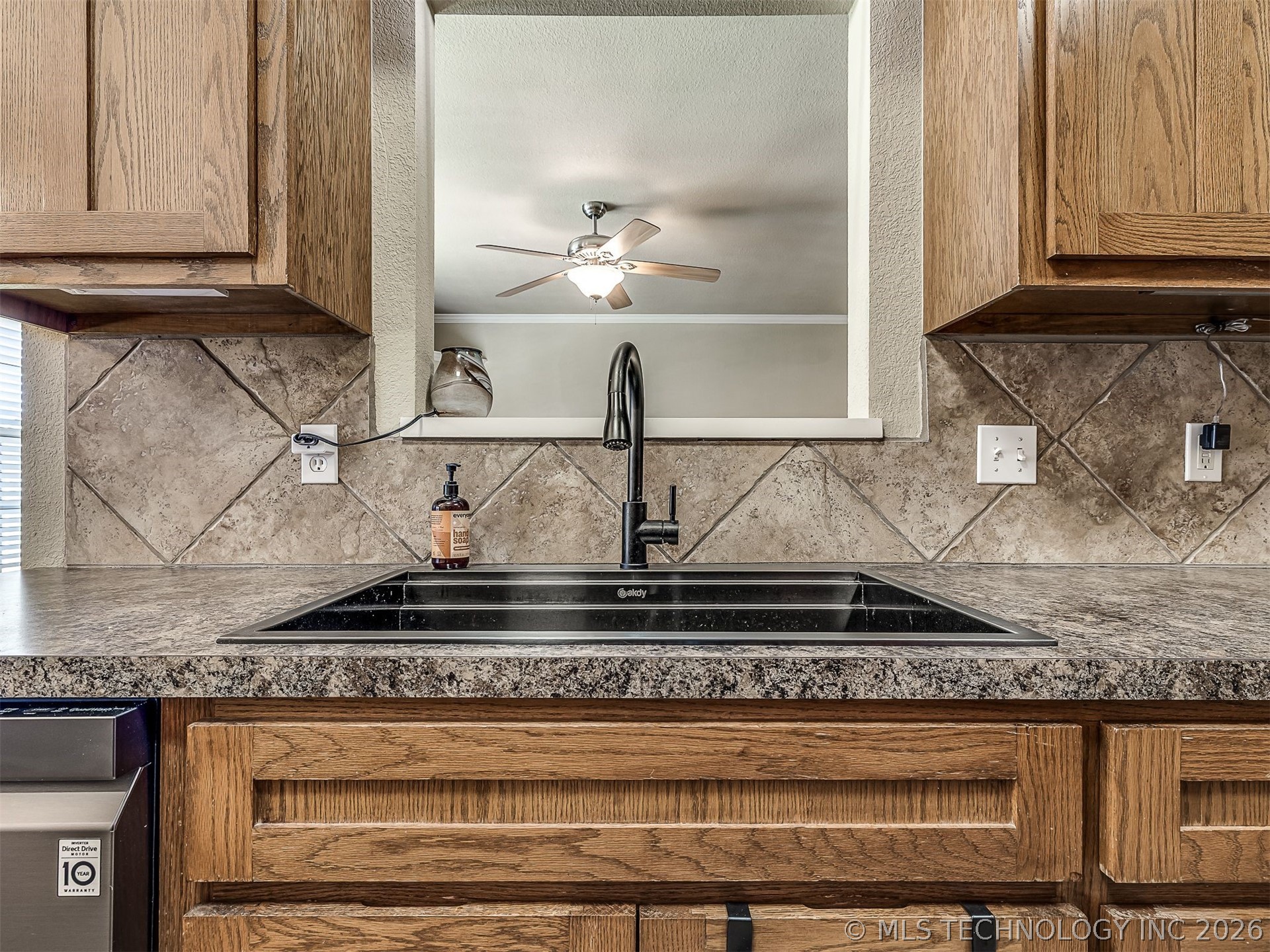 2112 S Javine Court Skiatook OK 74070