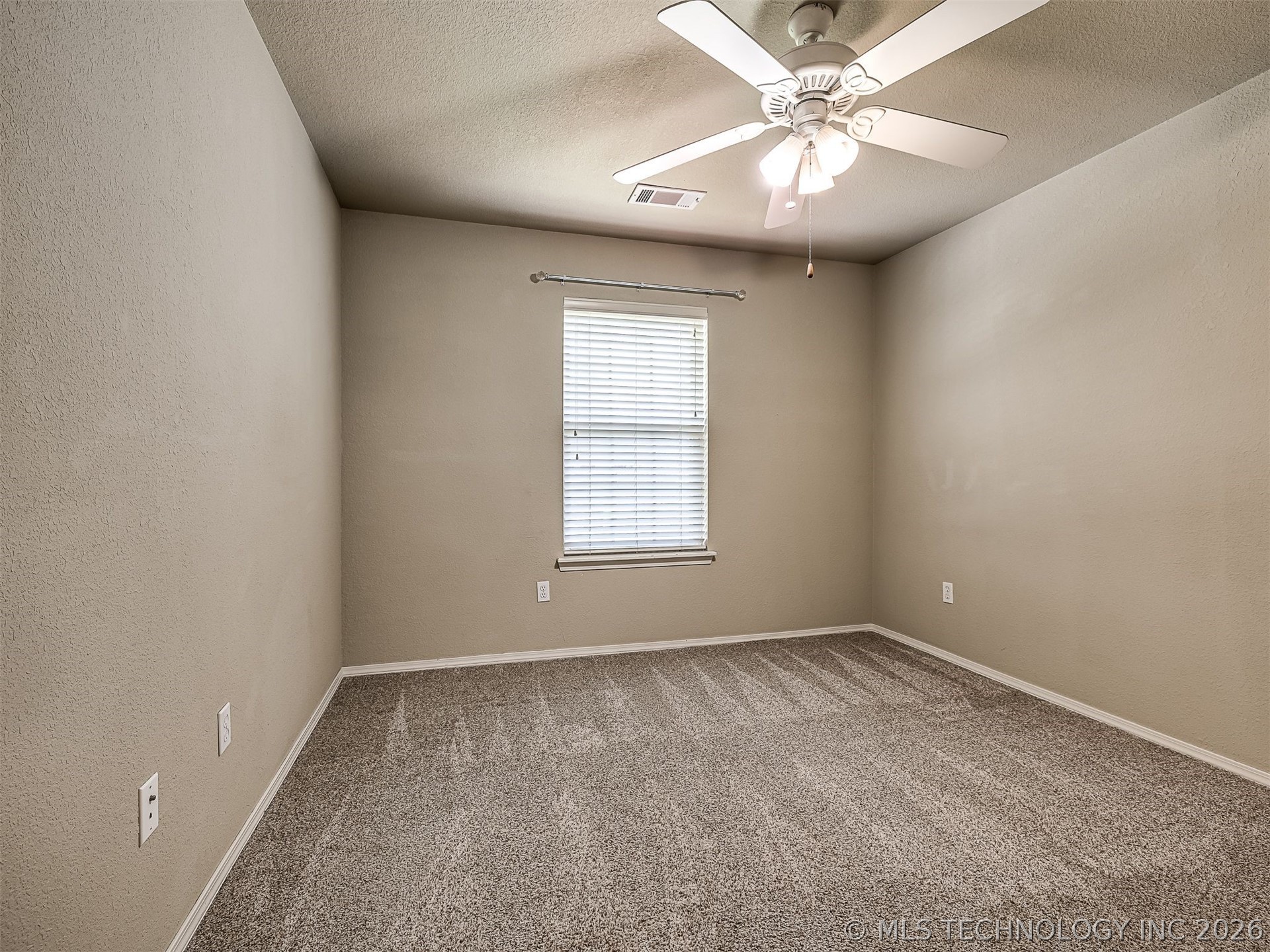 2112 S Javine Court Skiatook OK 74070