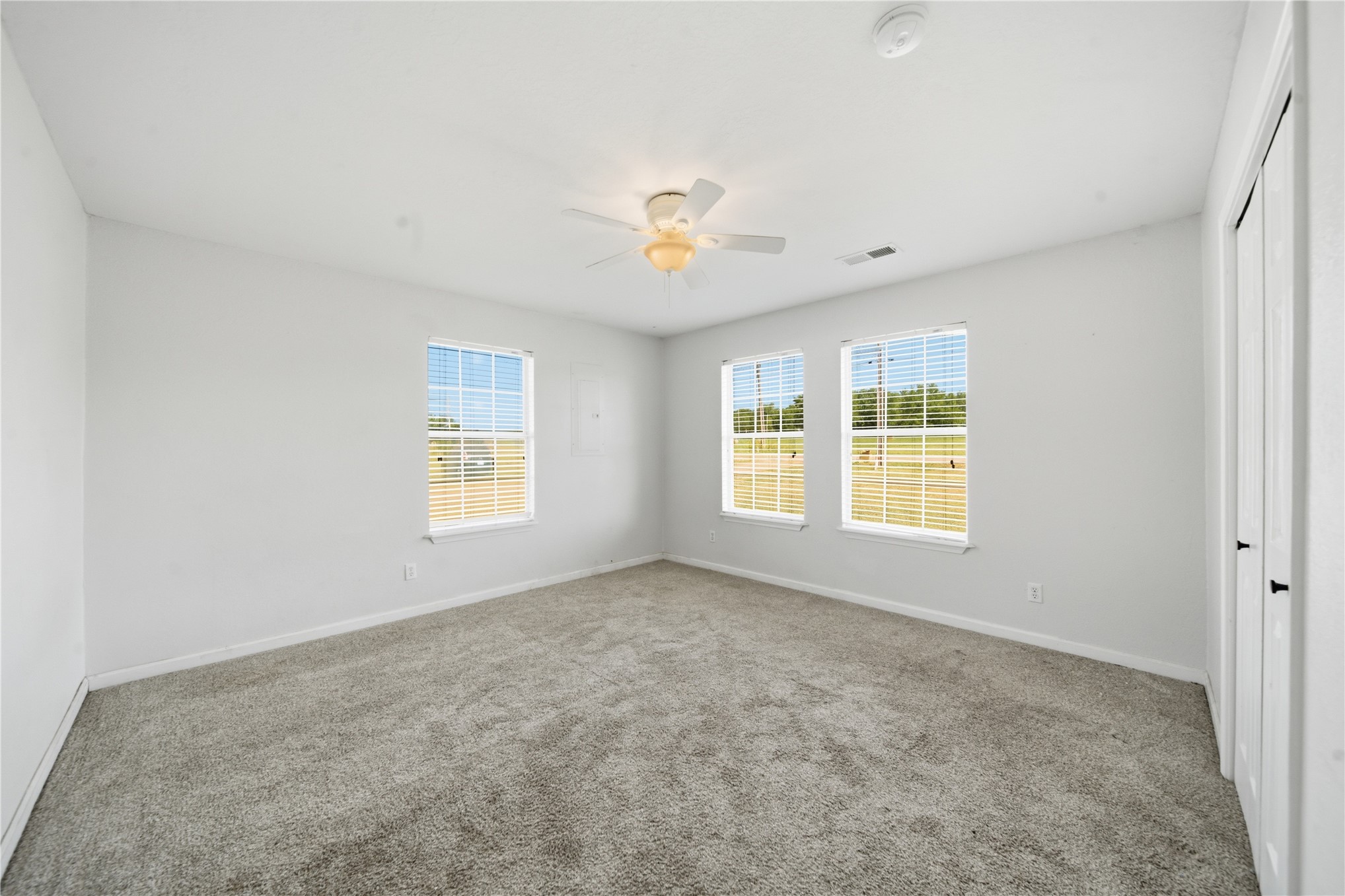 3504 W Country Road Skiatook OK 74070