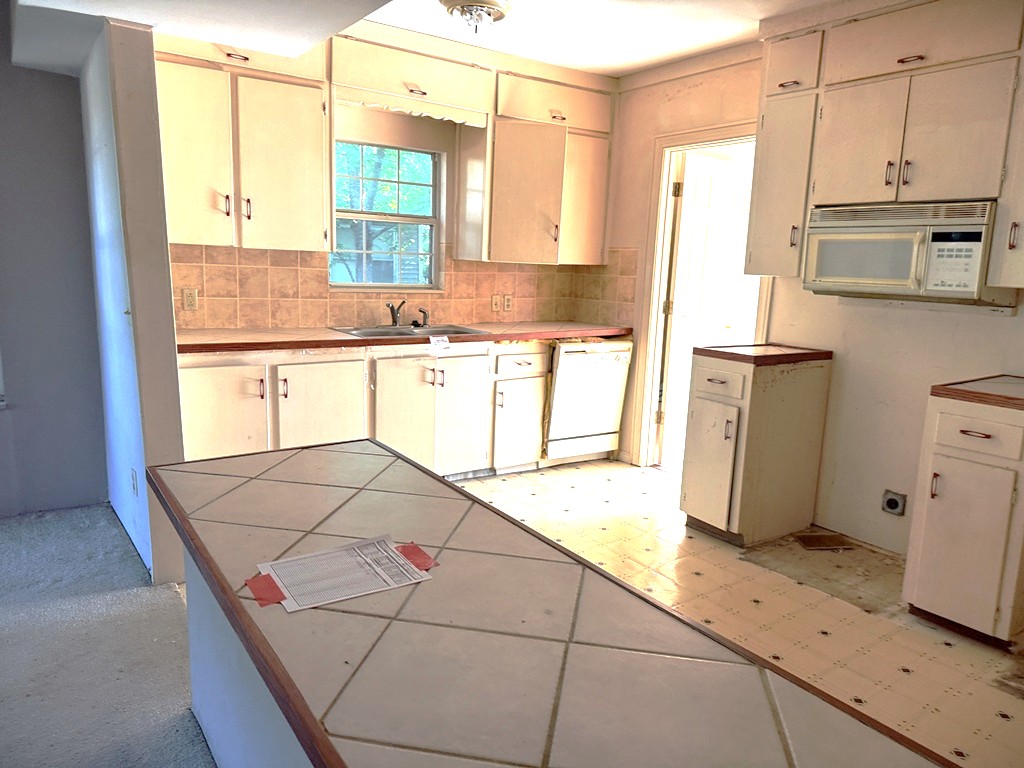 2139 N Kingston Place Tulsa OK 74115