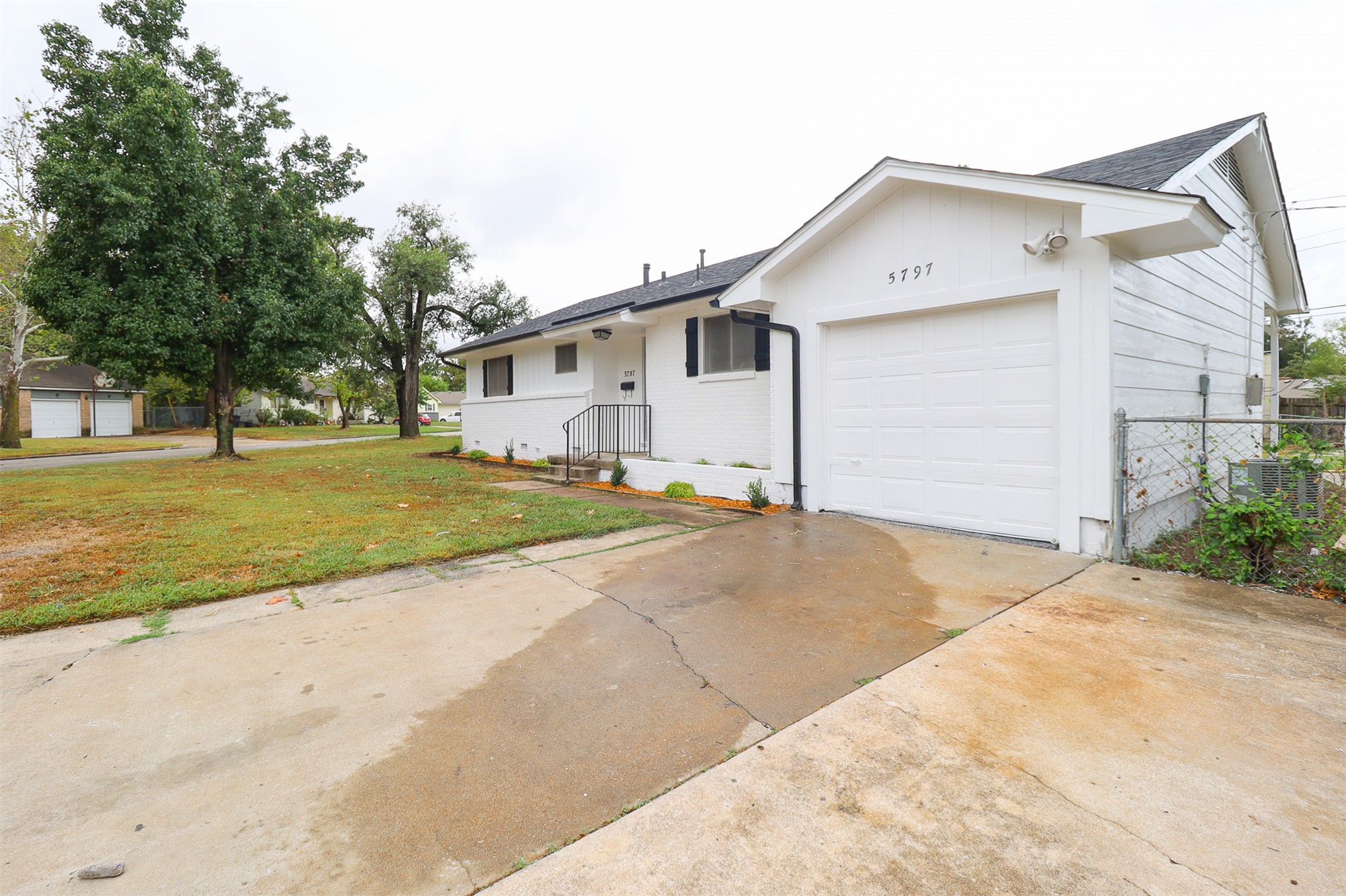 5797 E 26th Street Tulsa OK 74114