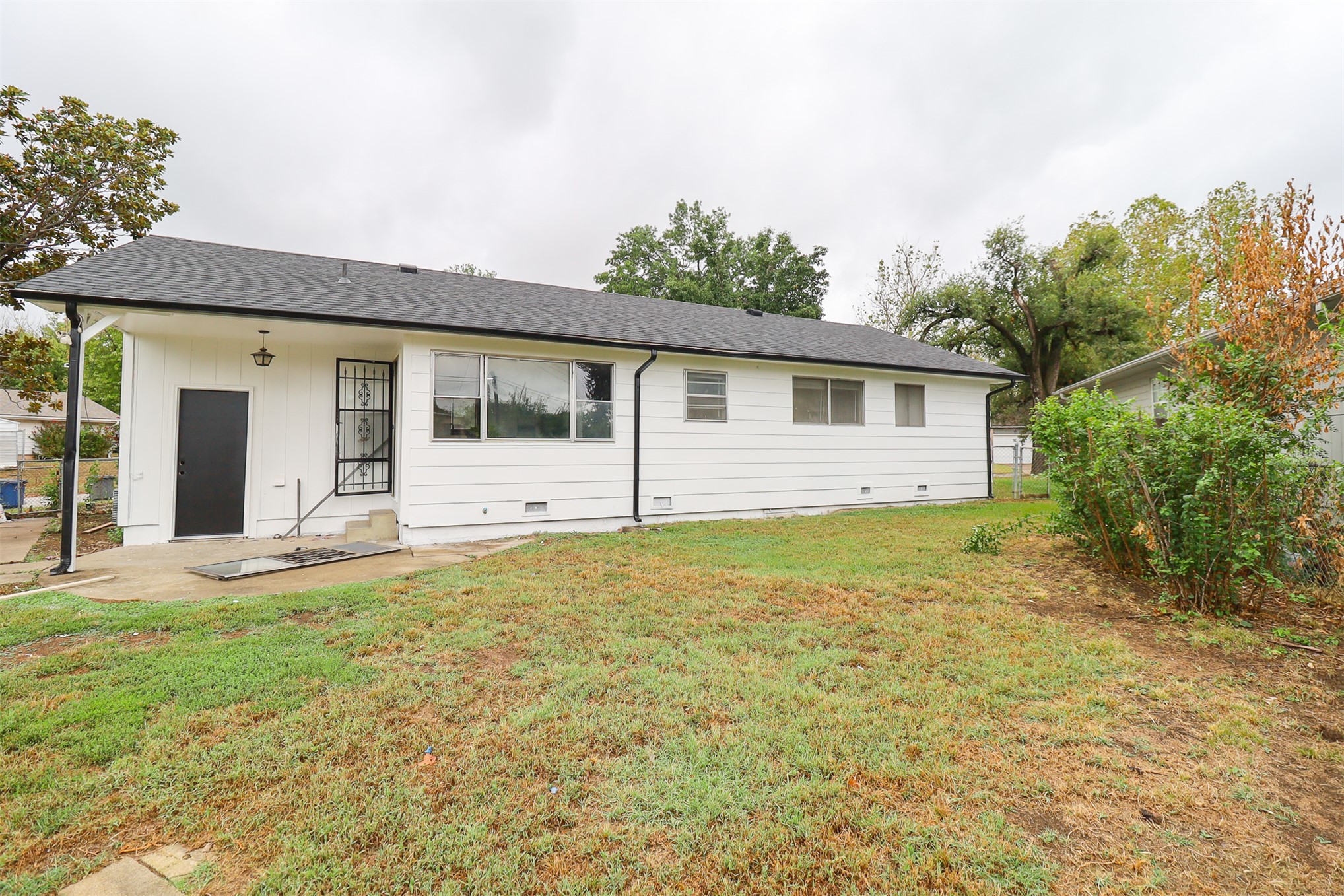 5797 E 26th Street Tulsa OK 74114