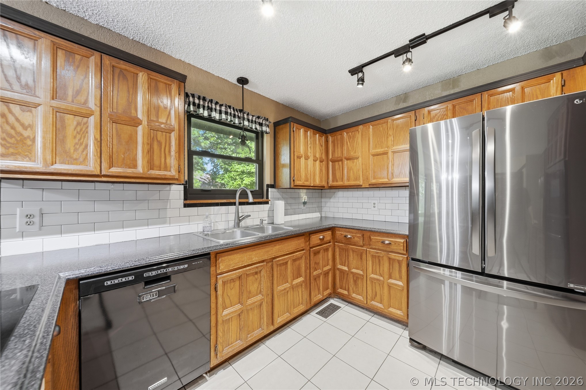 8404 E 107th Street Tulsa OK 74133
