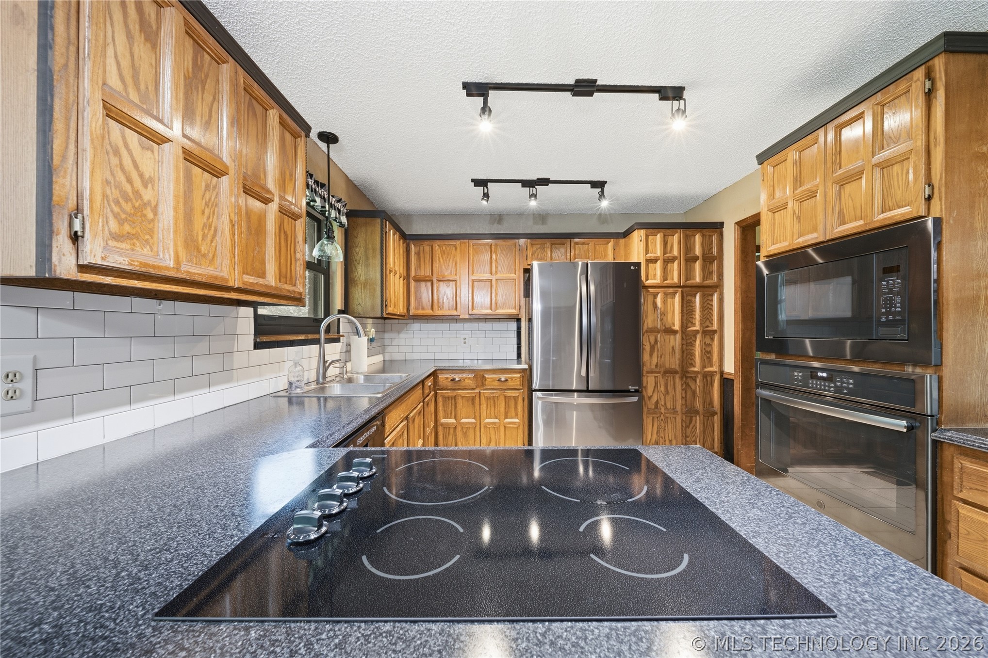 8404 E 107th Street Tulsa OK 74133