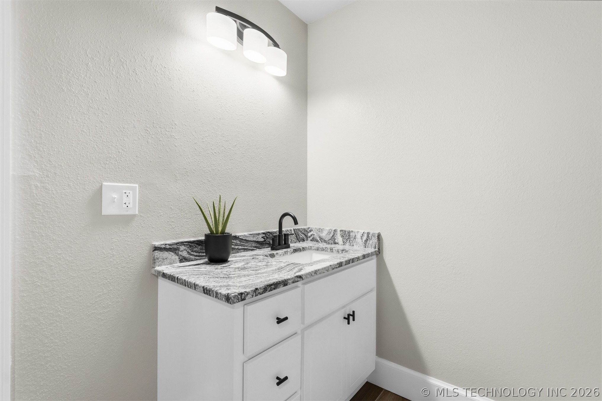 100 E Broadway Sulphur OK 73086
