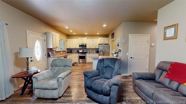 1831 E Oak Hills Ada OK 74820