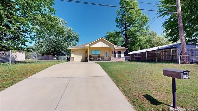 1831 E Oak Hills Ada OK 74820