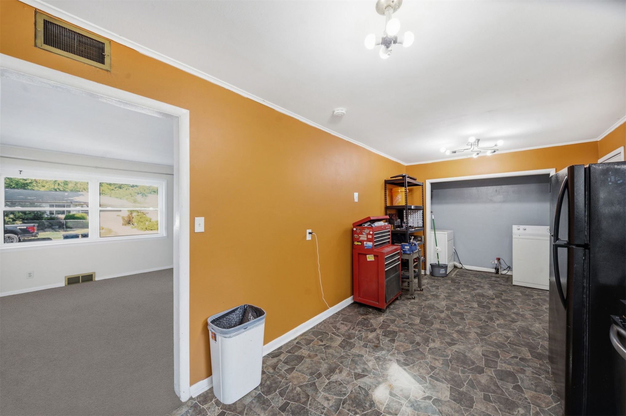 313 S 44th Westavenue Tulsa OK 74127