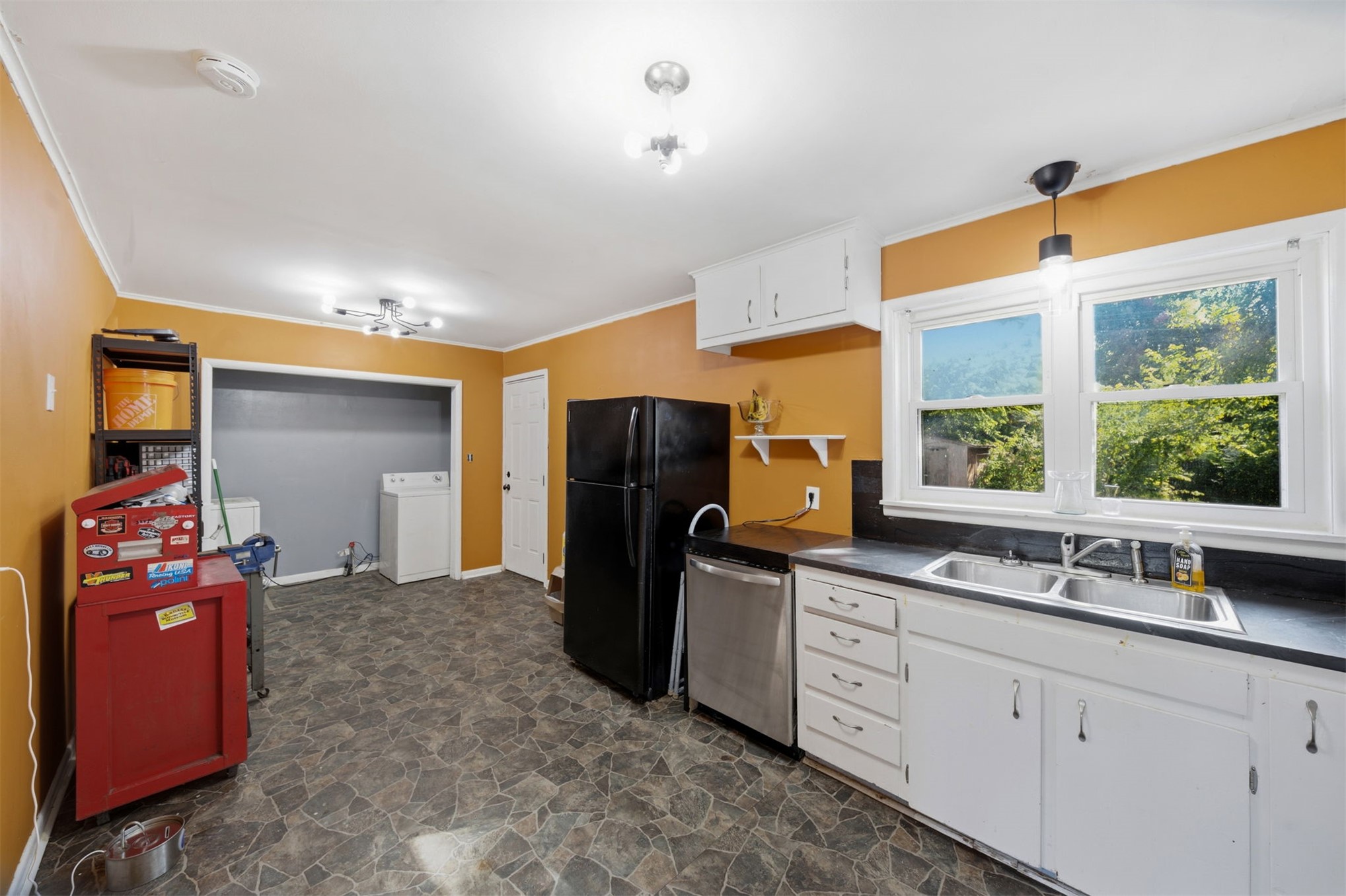 313 S 44th Westavenue Tulsa OK 74127