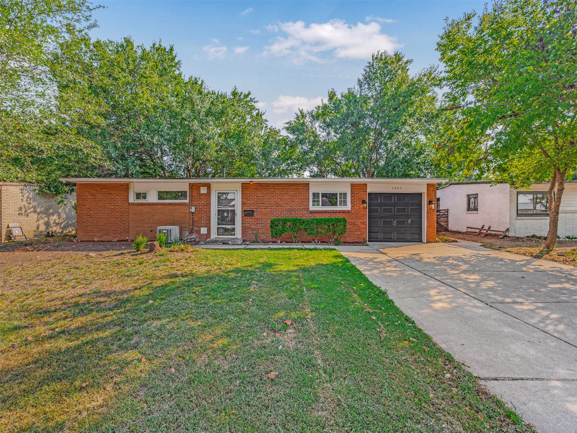 7842 E Latimer Place Tulsa OK 74115