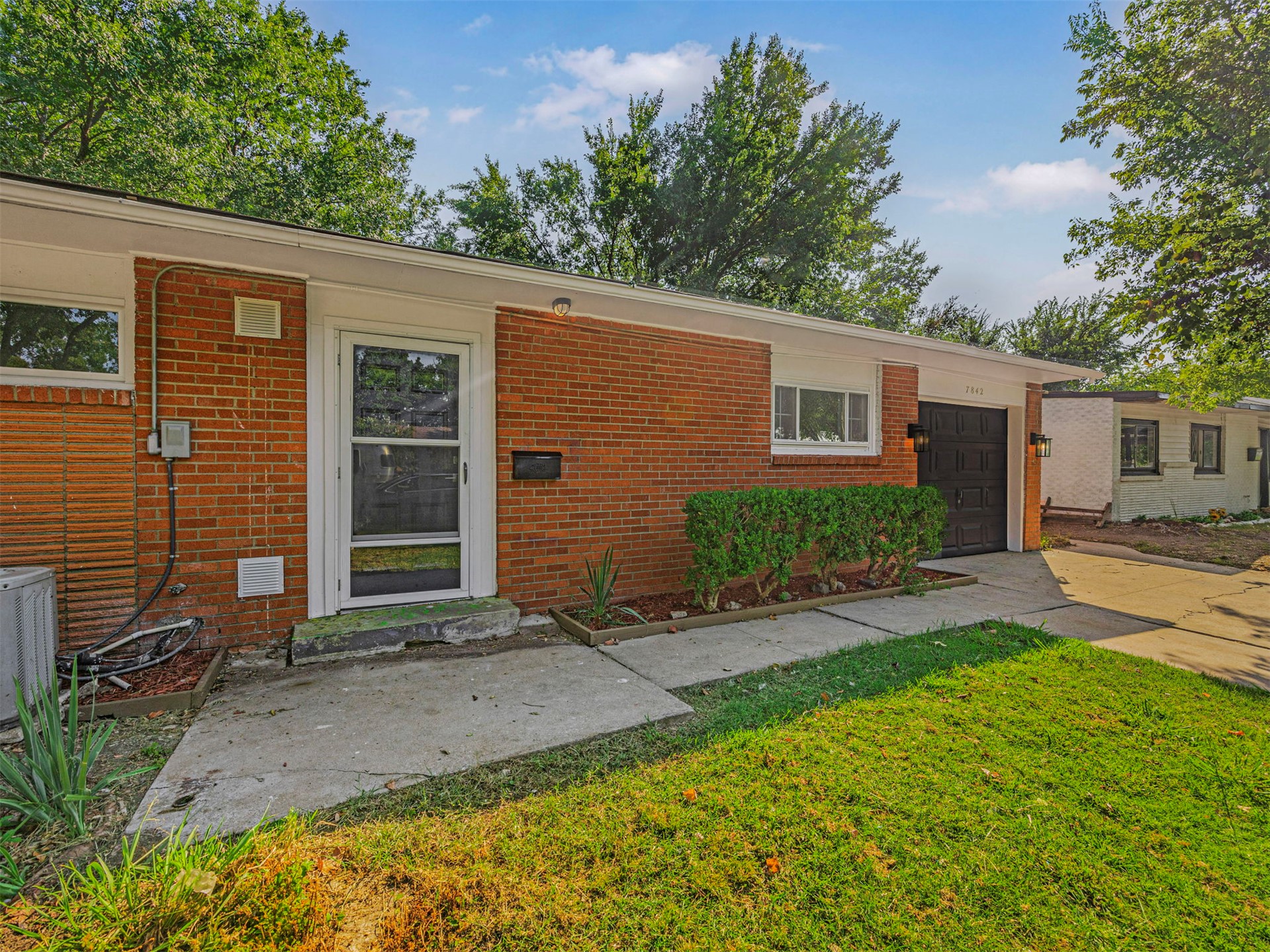 7842 E Latimer Place Tulsa OK 74115