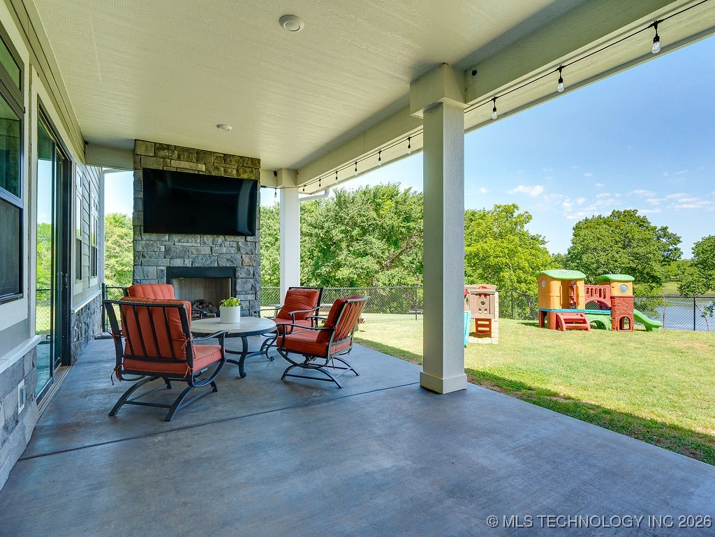 24008 County Road 3520 Fitzhugh OK 74843