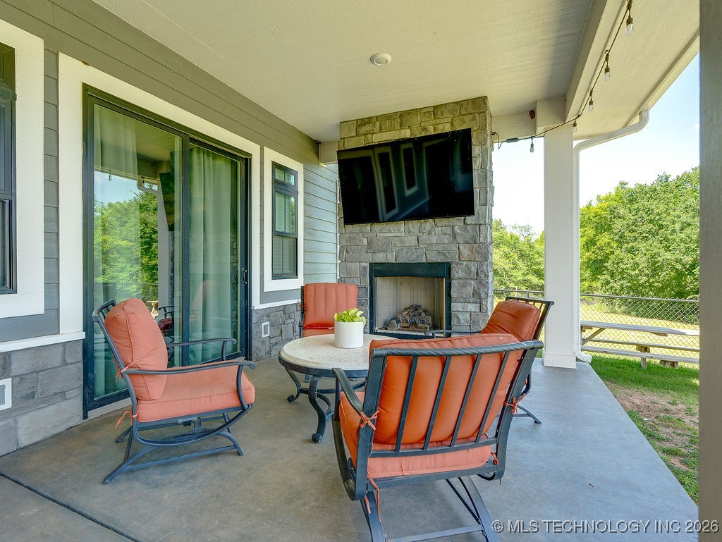 24008 County Road 3520 Fitzhugh OK 74843