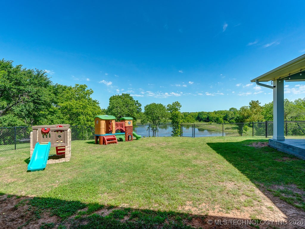 24008 County Road 3520 Fitzhugh OK 74843