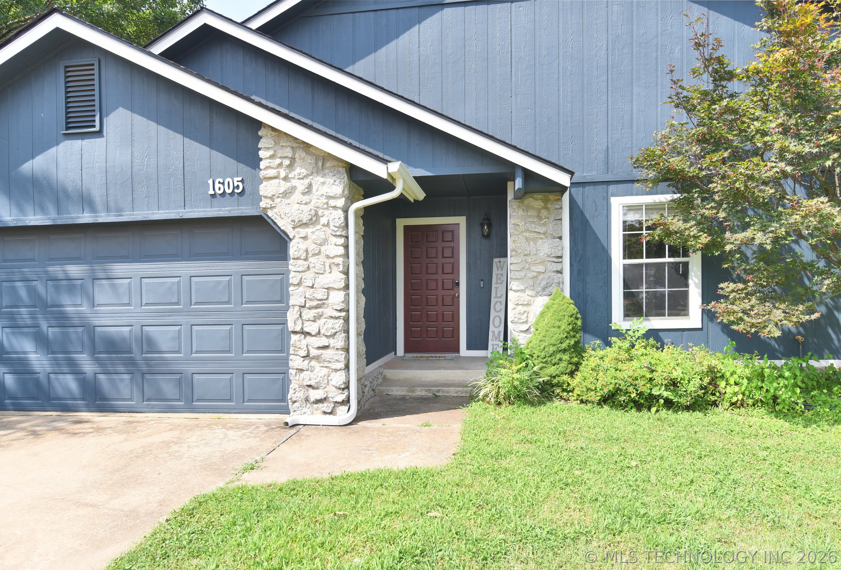 1605 W Roanoke Street Broken Arrow OK 74011