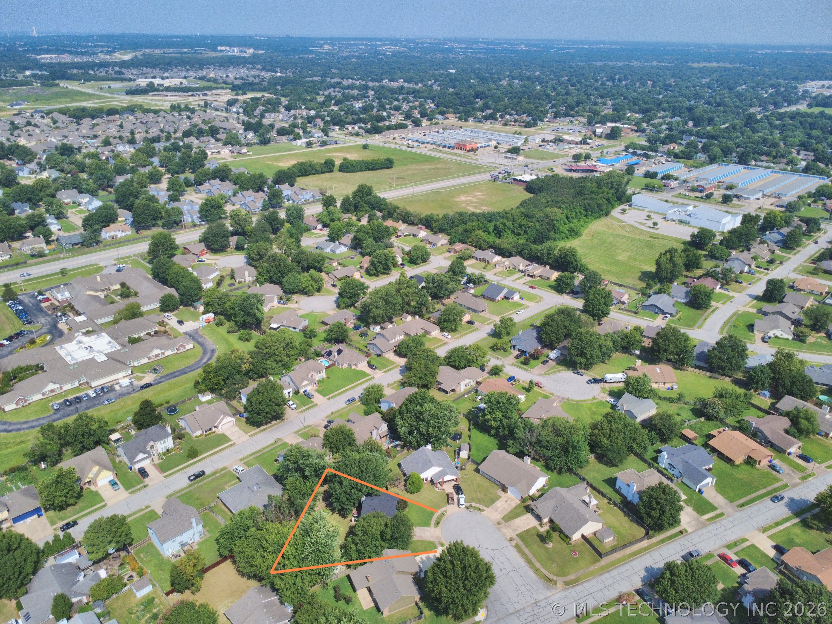 1605 W Roanoke Street Broken Arrow OK 74011