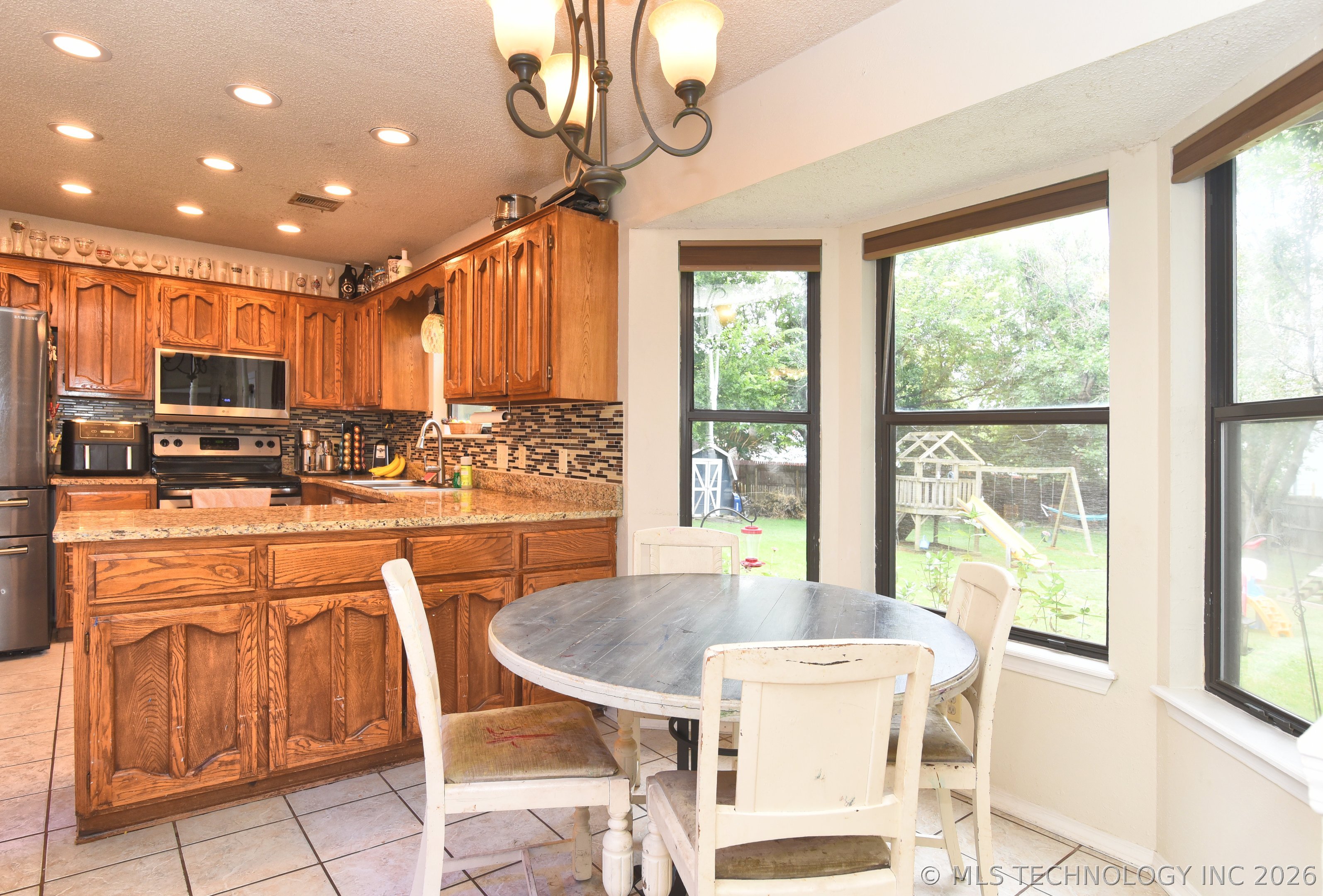 1605 W Roanoke Street Broken Arrow OK 74011