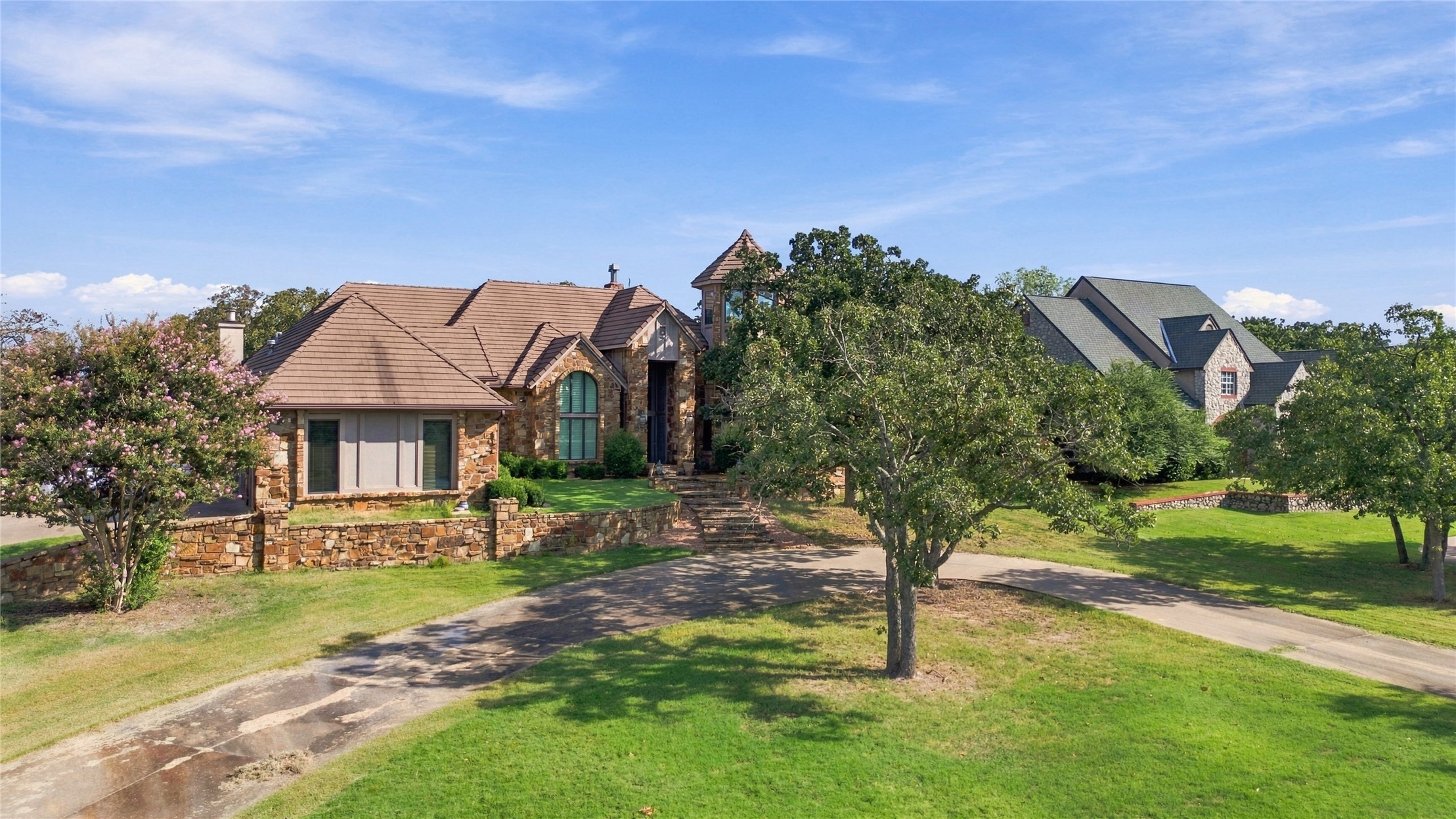 4825 W Oak Leaf Drive Tulsa OK 74132