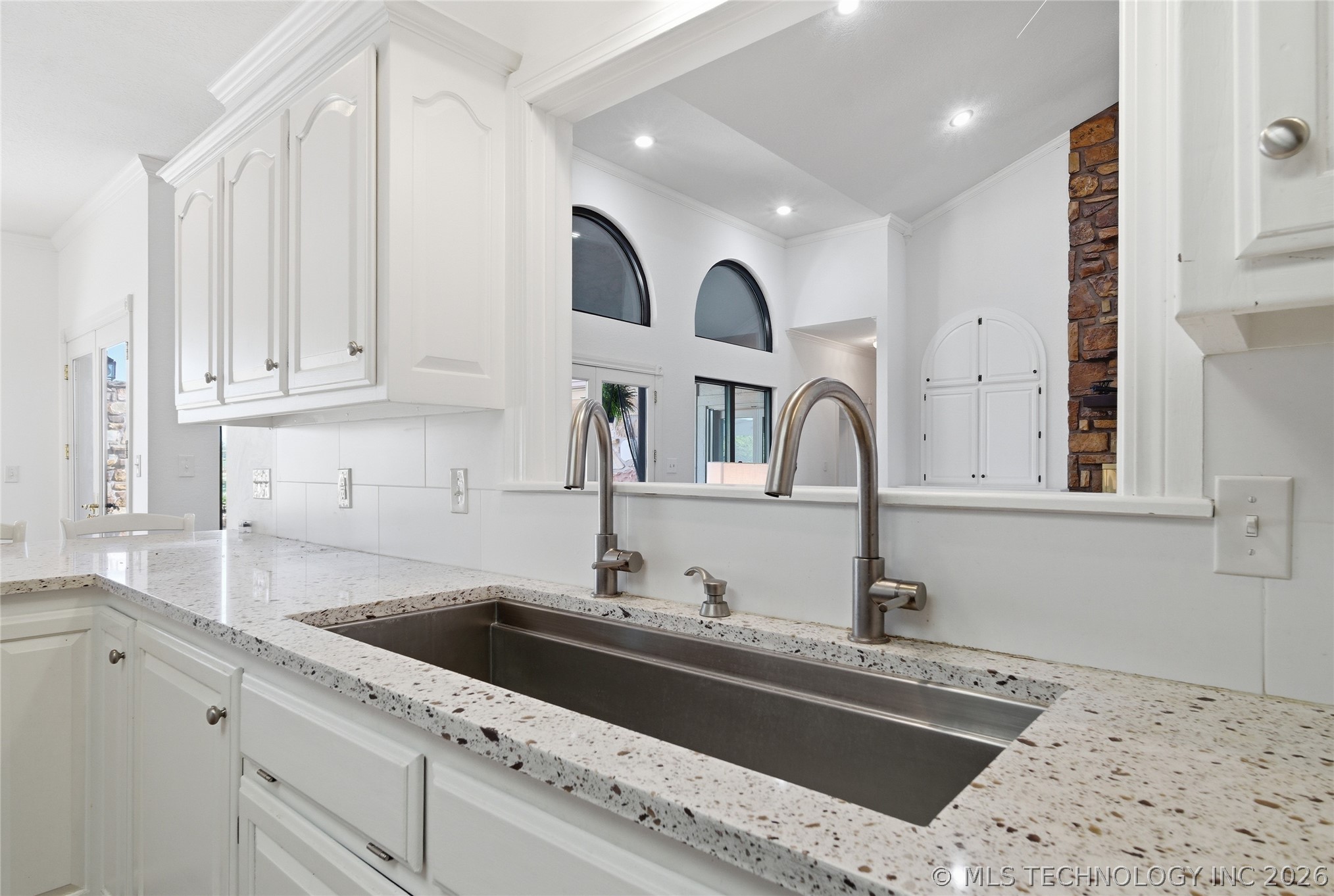 4825 W Oak Leaf Drive Tulsa OK 74132